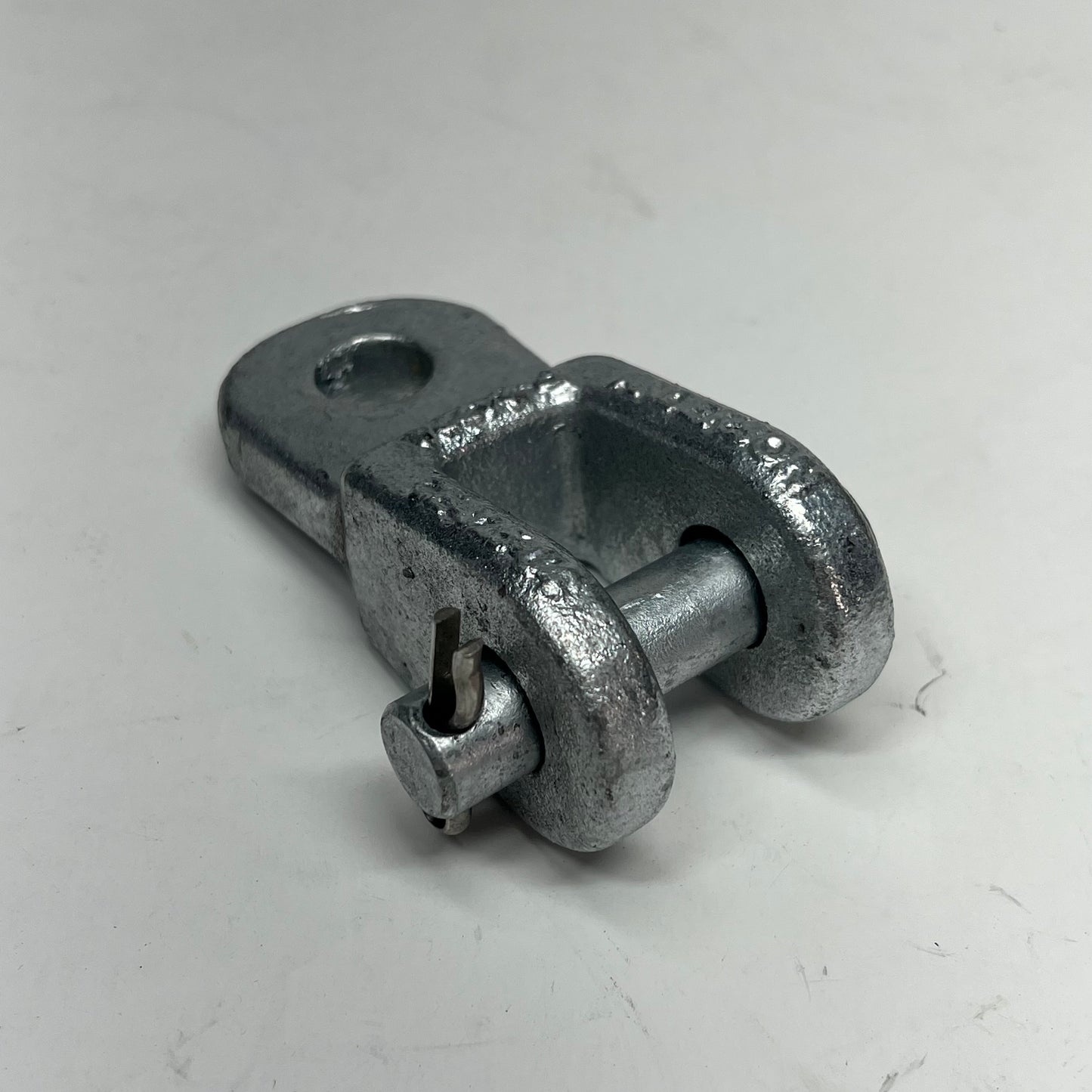 HUBBELL Clevis Eye Ductile Iron 20000 Lb Strength Rating Rotated 90-deg CE02504