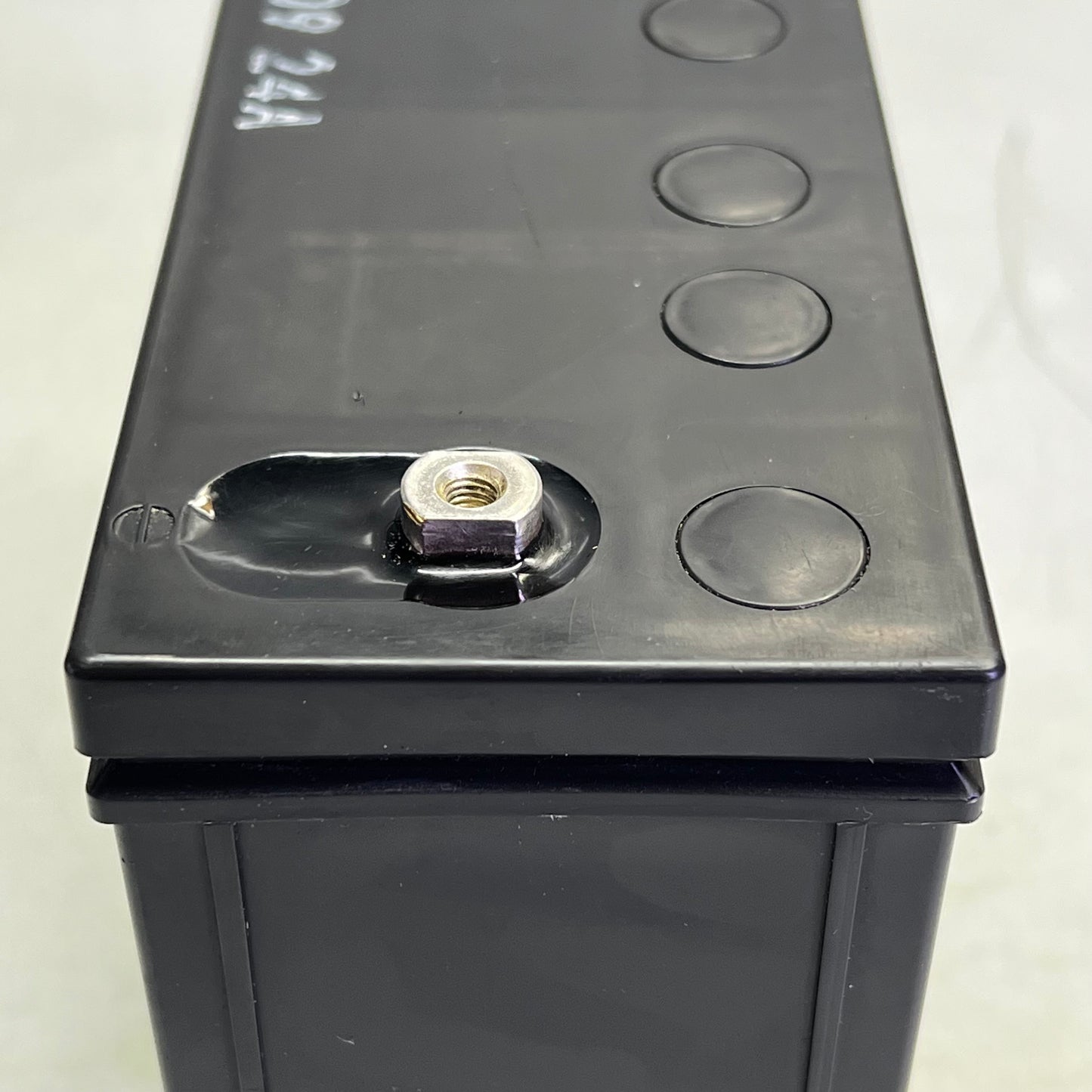 RIVIAN Deep Cycle Series Battery 2022-2023 12V 18 AH 15.8 AH Black PT00127586-B