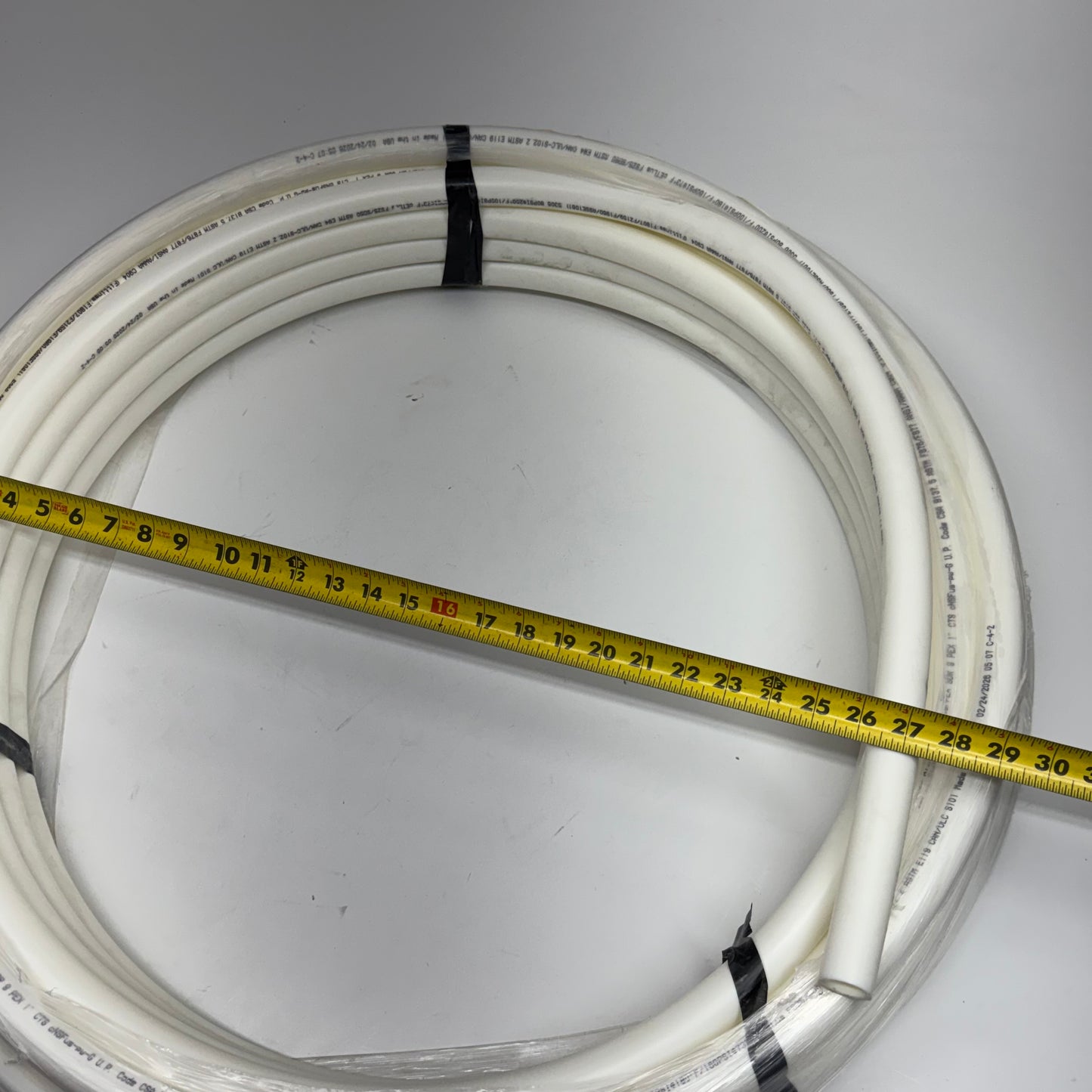 SIOUX CHIEF Powerpex Non-Barrier Pex-B Tubing Sz 1" x 100 ft, White 665X4W100