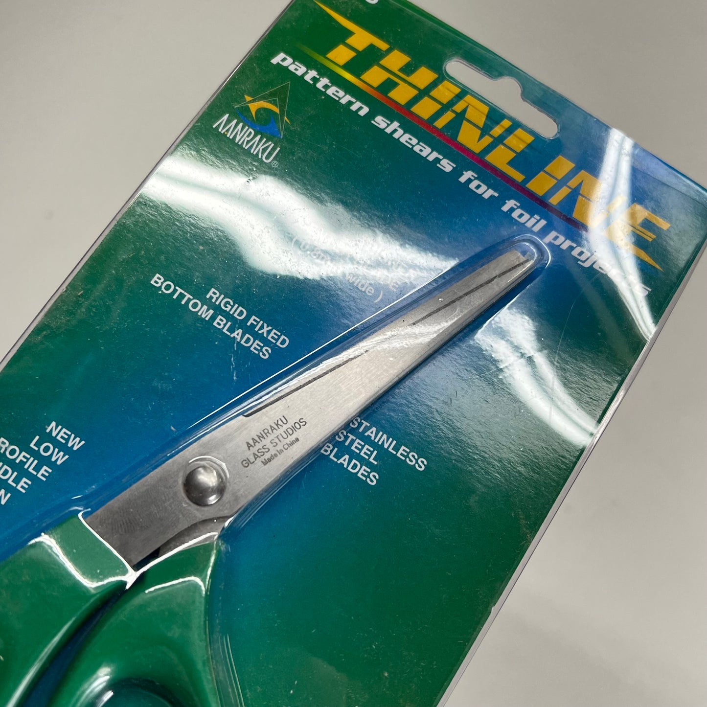 AANRAKU Thinline Pattern Shears Alloy Steel Thinner Center Blade Green AANP-TFS