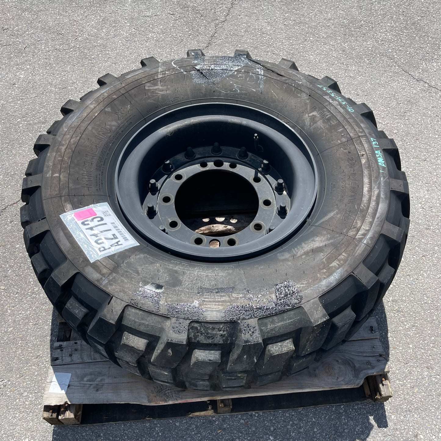 ZA@ Pallet of MICHELIN X G-20 Pilote XL Tire (AS-IS)
