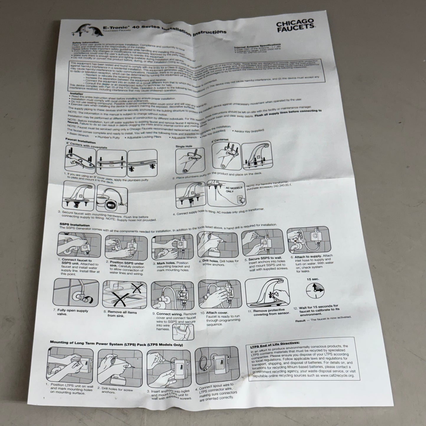 CHICAGO FAUCETS E-Tronic® 40 Series Touch-free Faucet Silver  116.606.AB.1T