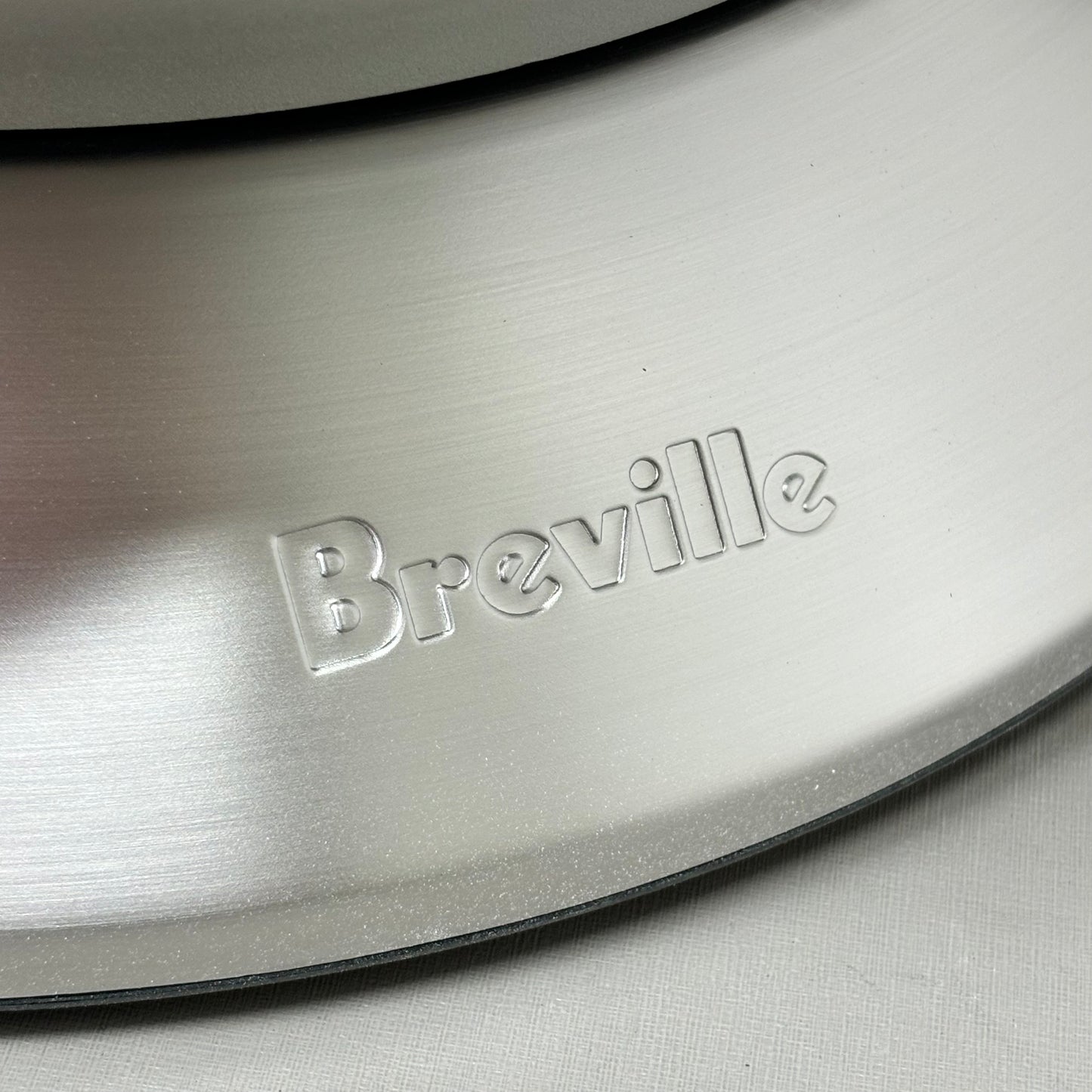 BREVILLE The Hot Electric Wok One Size Grey