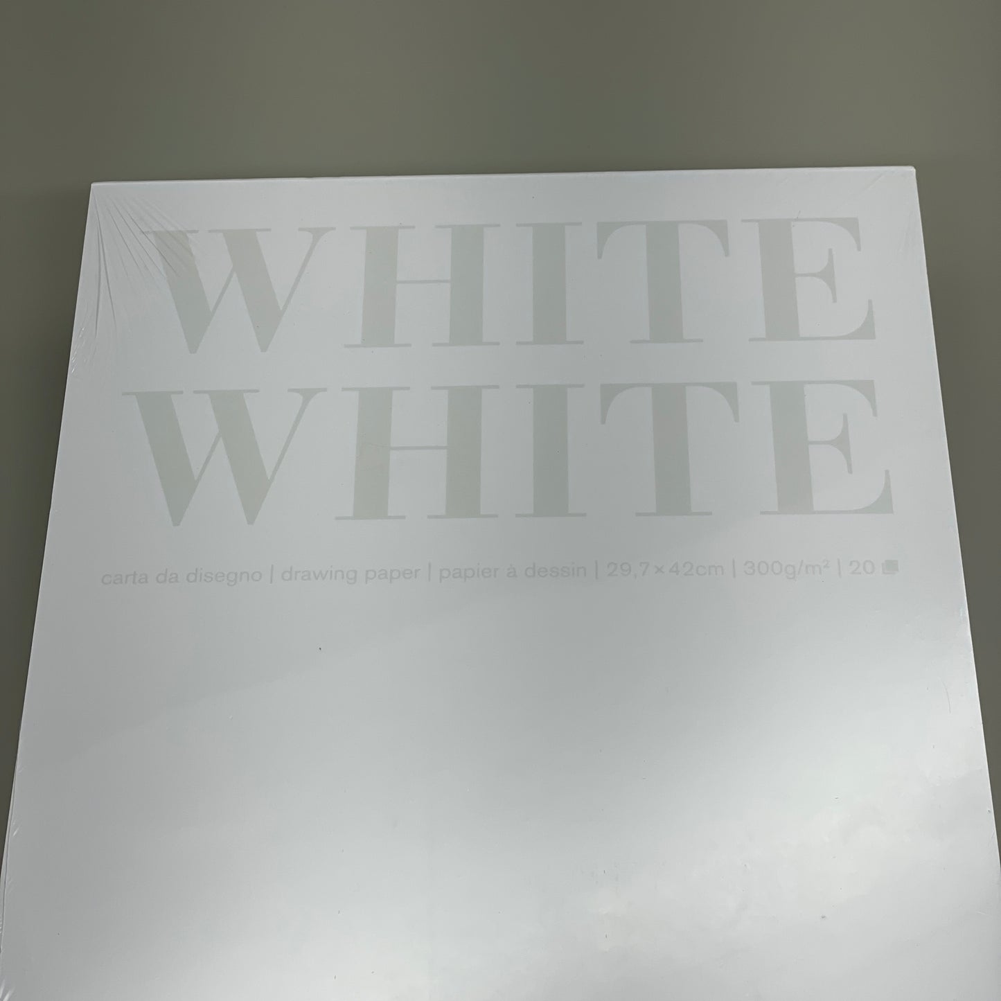 FABRIANO White White Drawing Pad 11.75"x16.5" 20 Sheets GSM: 300 19100420