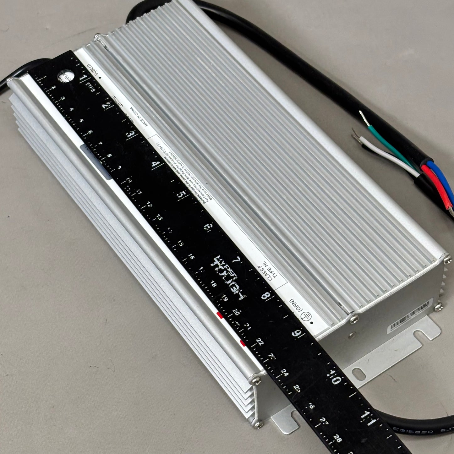 UPOWERTEK LED Driver 700W Cable Programable 108-305Vac 1 Output BLD-700-C420-ENU