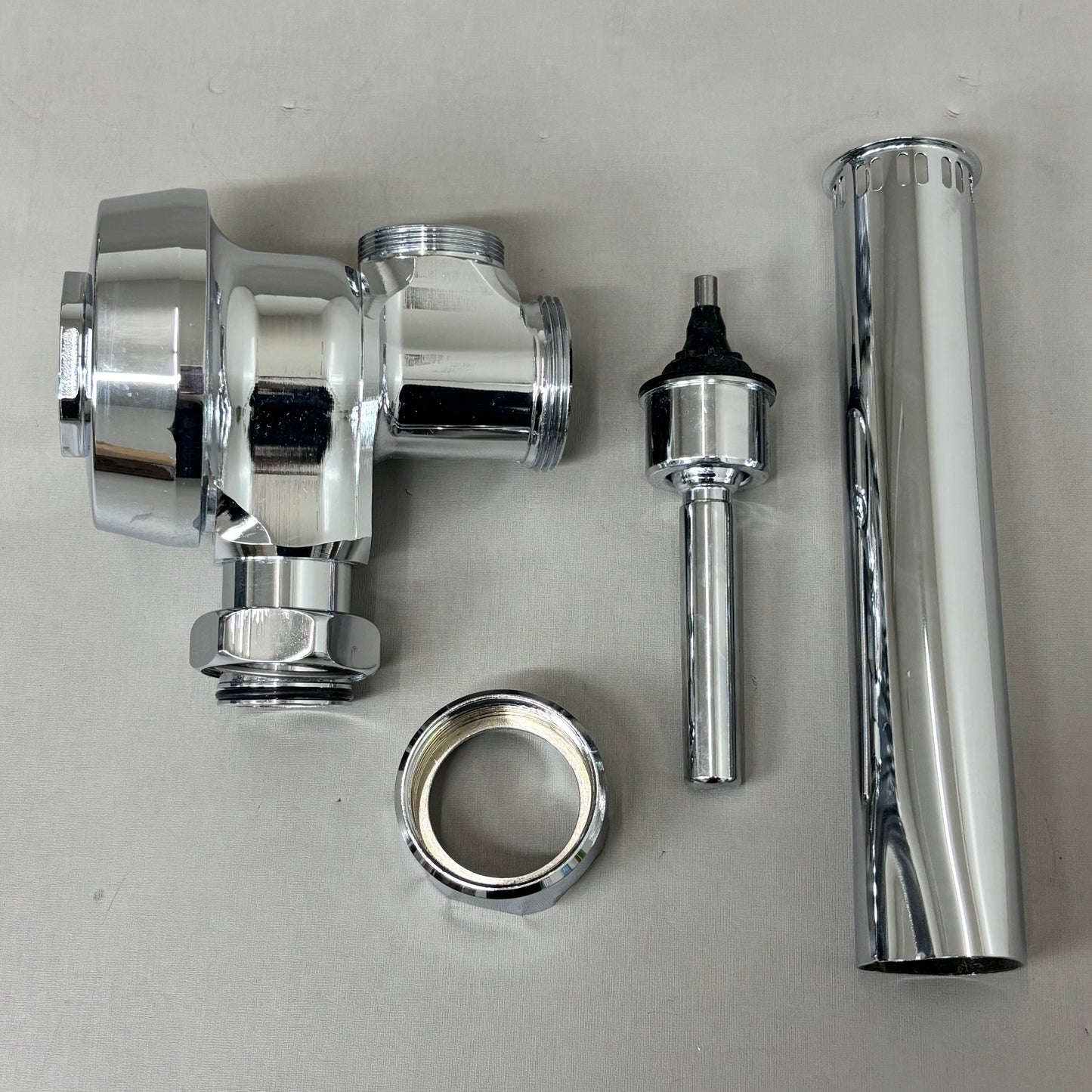 ZA@ SLOAN Royal 111 Exposed Manual Flush Valve Top Spud 1.6gpf Chrome 3010000 As-is