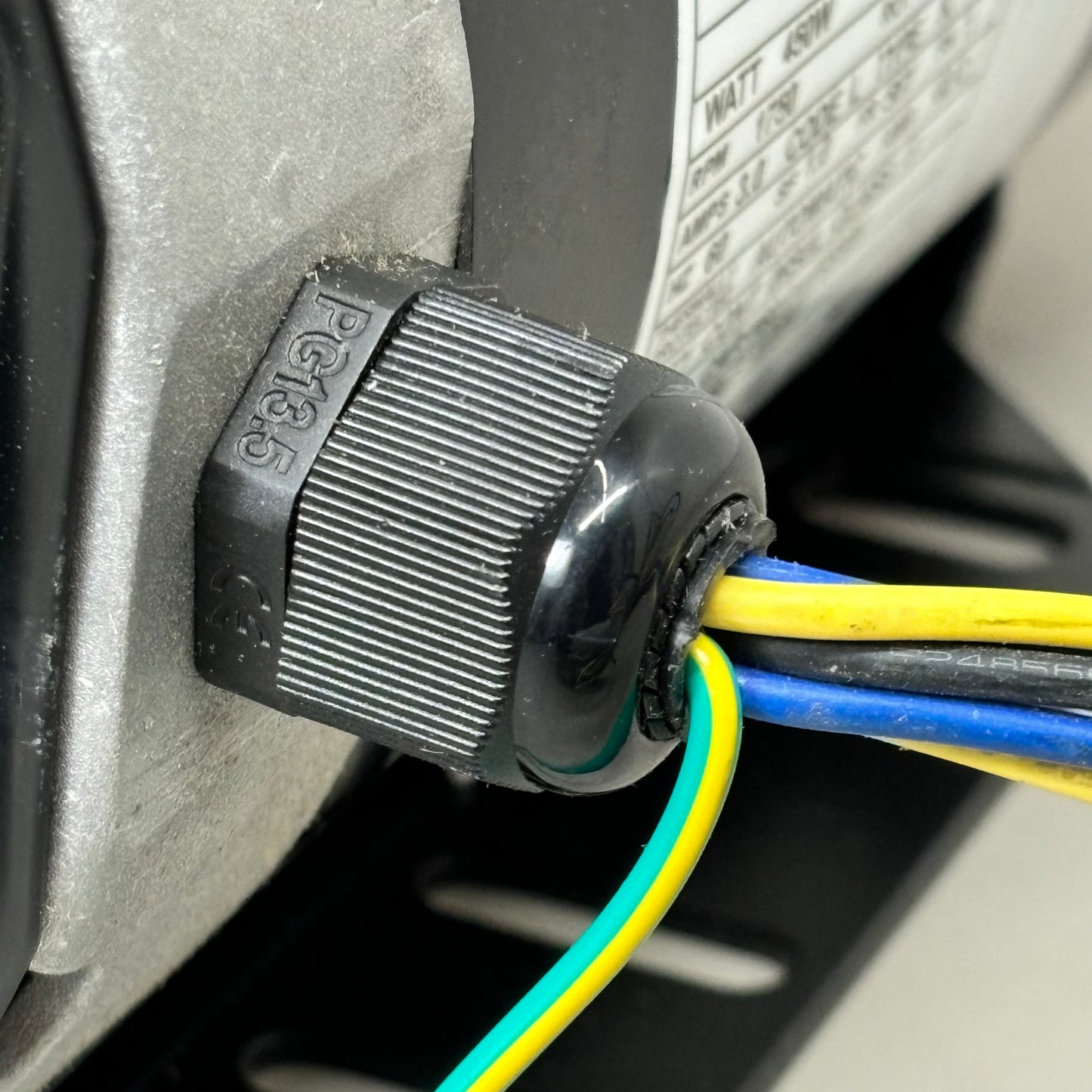 SPACEMAN Motor Capacitors 220V 60HZ 1 Phase Genteq K56AC66AF41 OEM 3.3.01.07.010