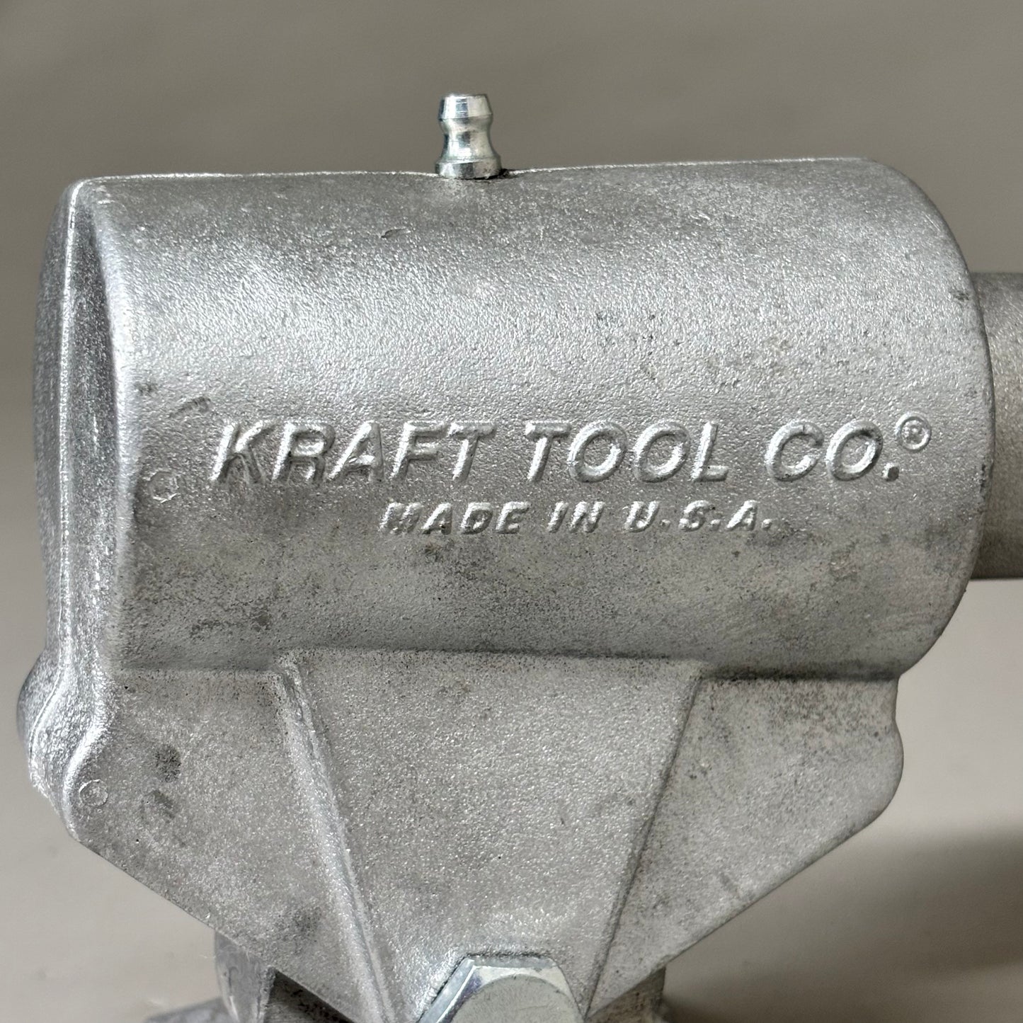 KNUCKLE HEAD II Bull Float Bracket Aluminum Geared Tilt 6 Hole Made in USA CC296