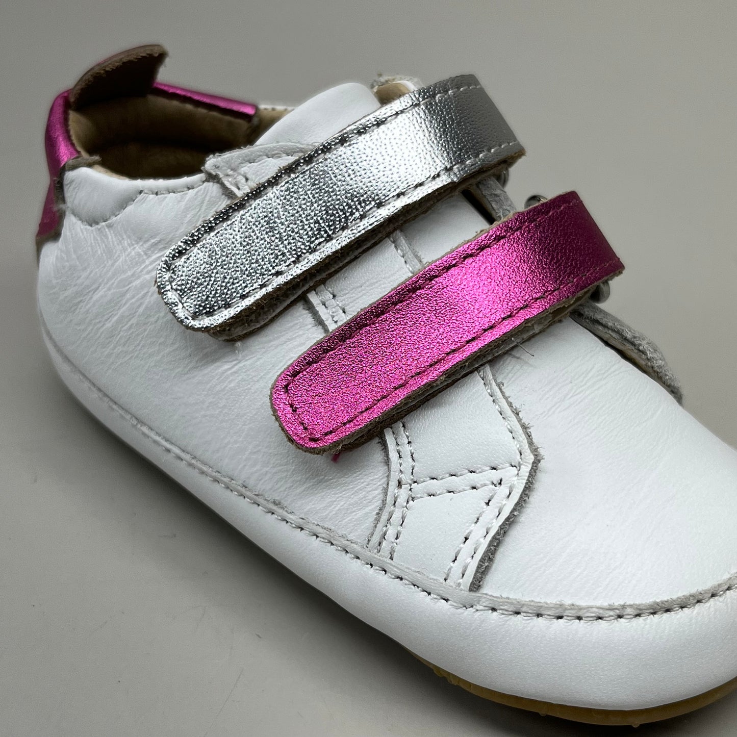 OLD SOLES Baby 2 Straps Leather Shoe Sz 5 EU 21 Snow/Fuchsia Foil/Silver #0060R