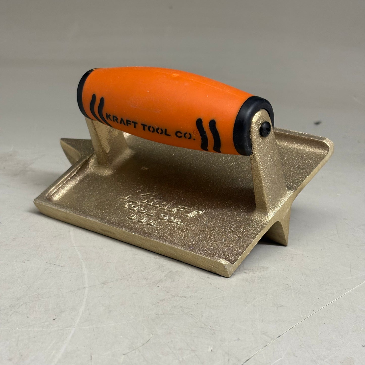 KRAFT TOOL CO Deep Bit Bronze Groover with ProForm Handle 6" x 4-1/2" 1/4"R 1"D