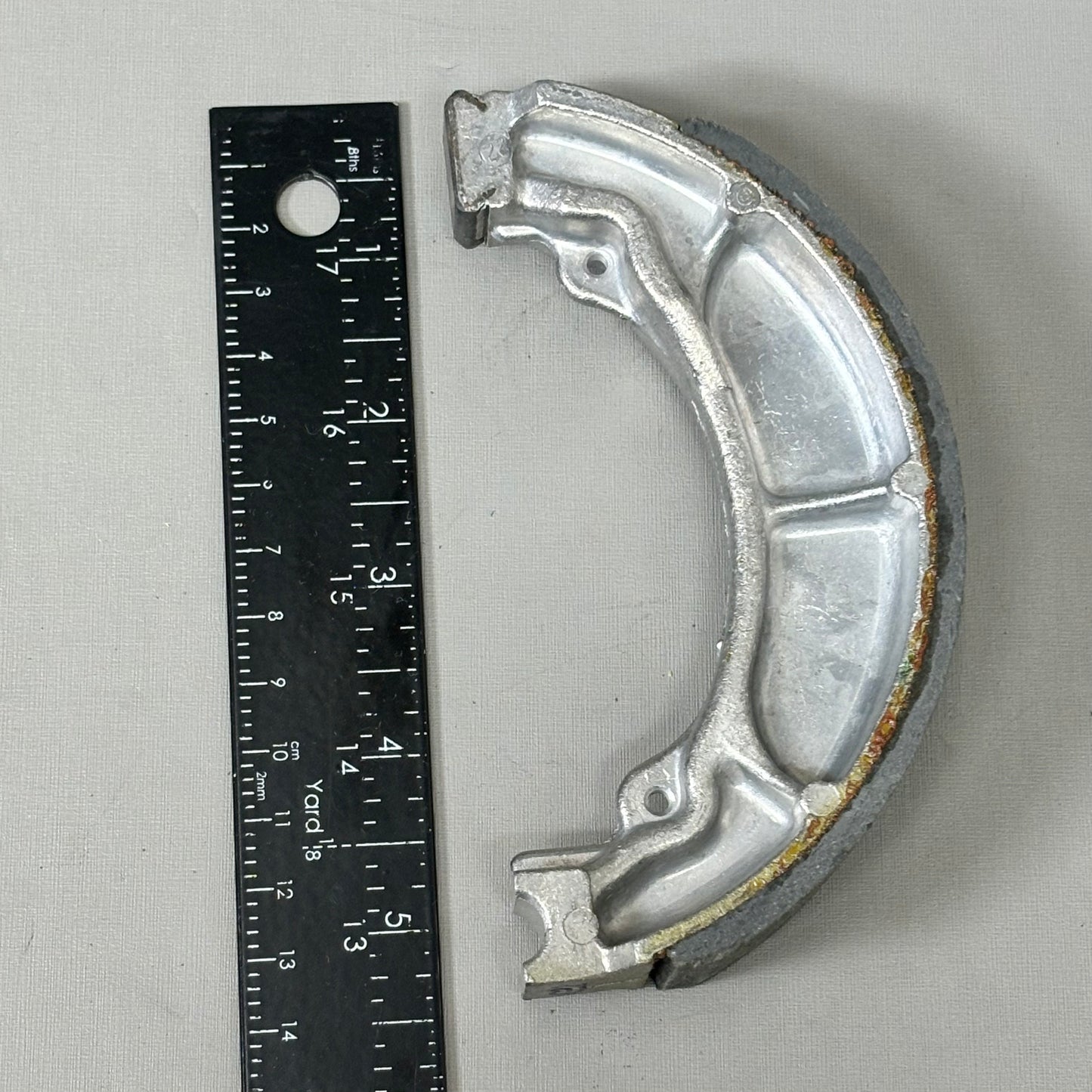 HONDA Brake Shoe Set ATV TRX90 ATC110 ATC185 TRX200 OEM 06430-HF7-000