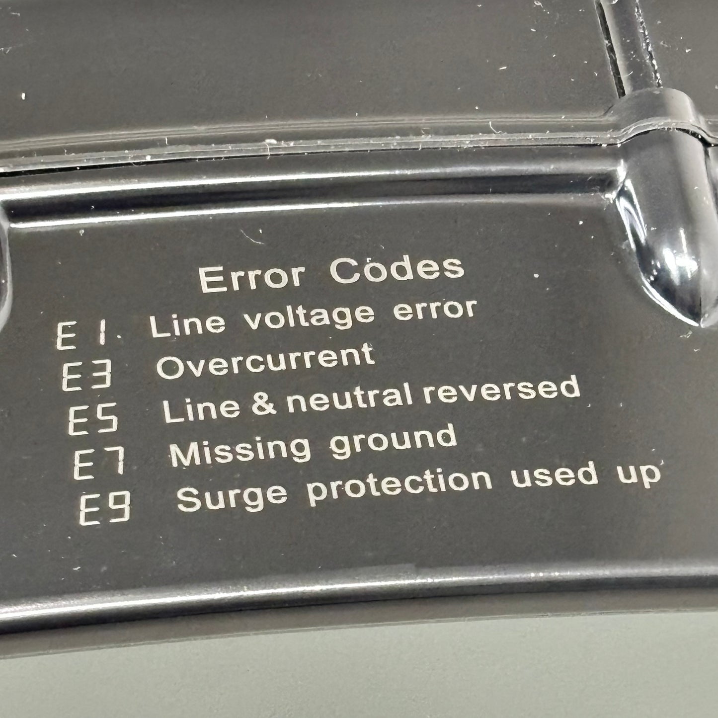HUGHES AUTOFORMERS Power Watch Dog Smart RV Surge Protector 30 AMP 31" PED30EPO
