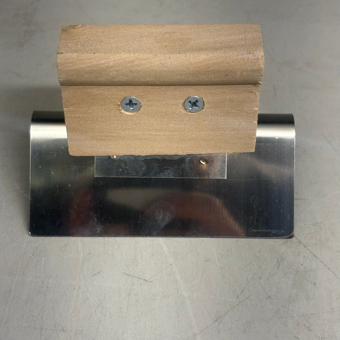 KRAFT TOOL CO Stainless Steel Outside Corner Tool with Wood Handle 4"x2"3/8"R