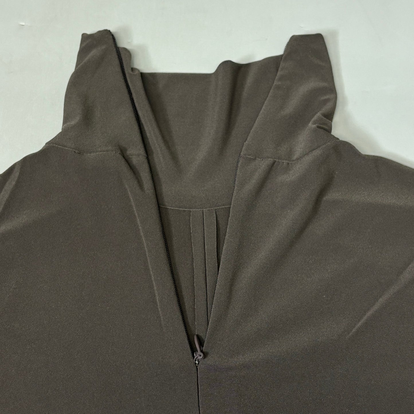 NORMA KAMALI Slim Fit Turtleneck Catsuit w/ Footsie Women's Sz XL/42 Chocolate