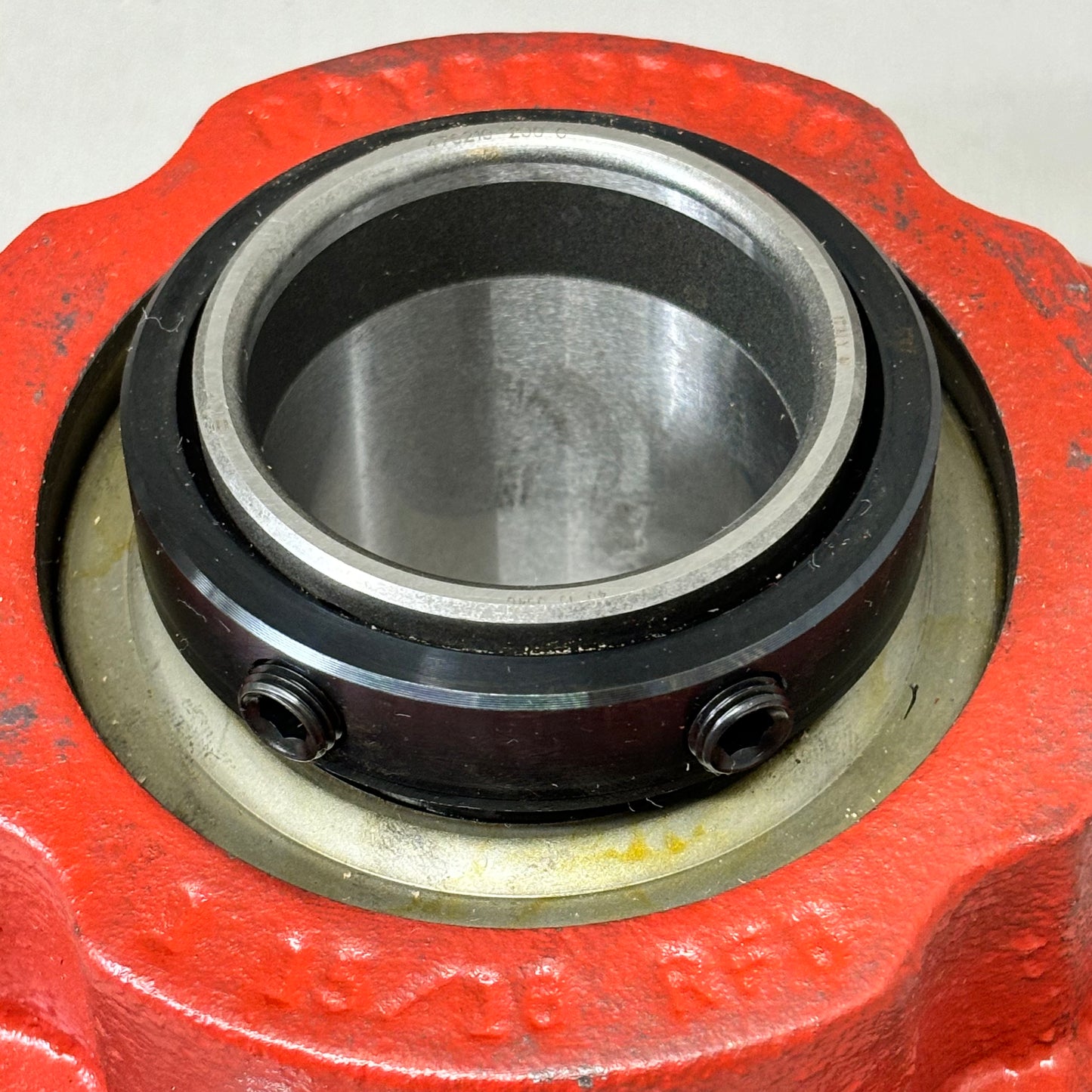 ROYERSFORD Spherical 4-Bolt Flange Bearing Non-Expansion 2" Red 40-05-N200