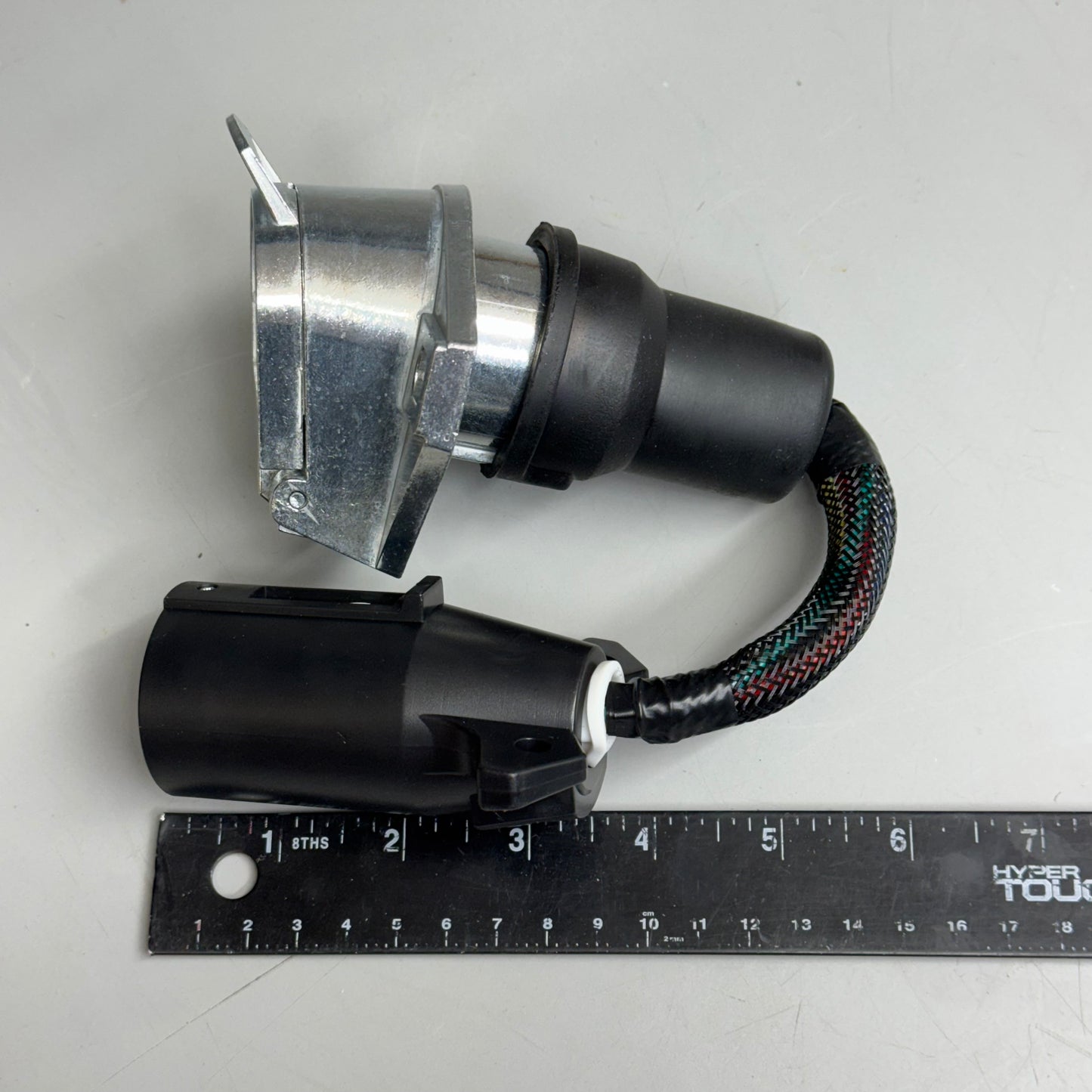 HOPKINS TOWING SOLUTIONS 7 Blade To 7 Round Vehicle To Trailer Adapter 47595