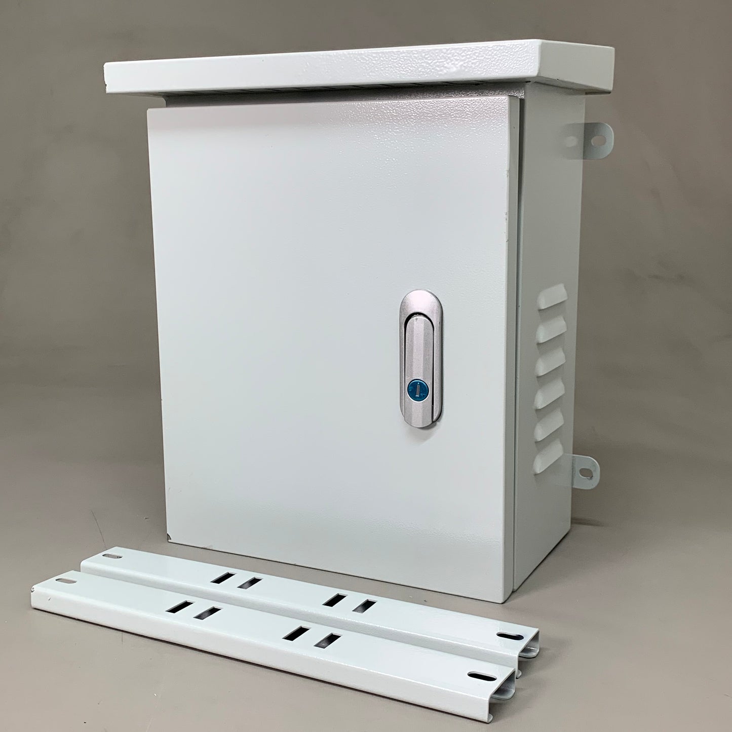 VEVOR RV Power Outlet Box Triplex Outlet Indoor/Outdoor 13.5