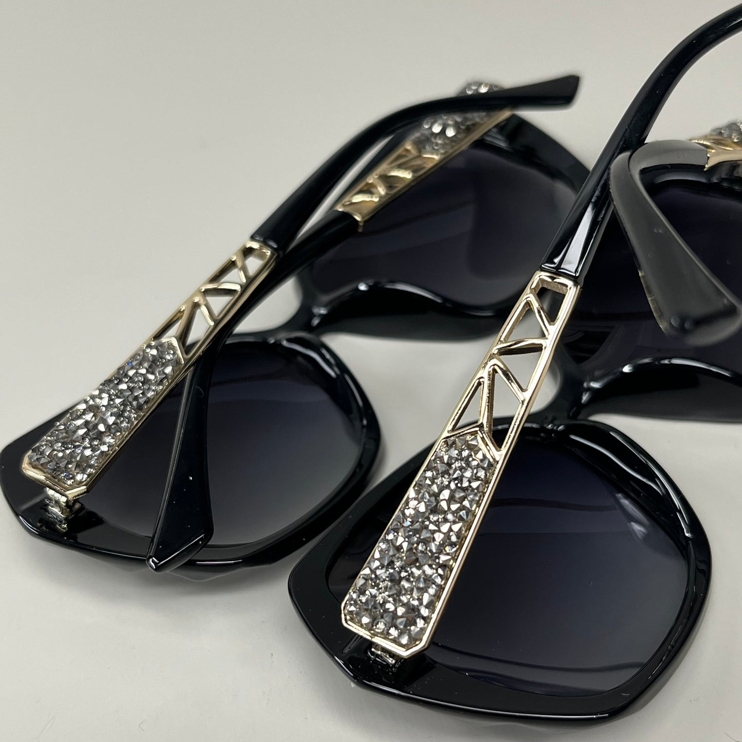 FEISEDY 2-PACK! Polarized Women Square Sunglasses Sparkling Composite Shiny Frame B2289 (New)