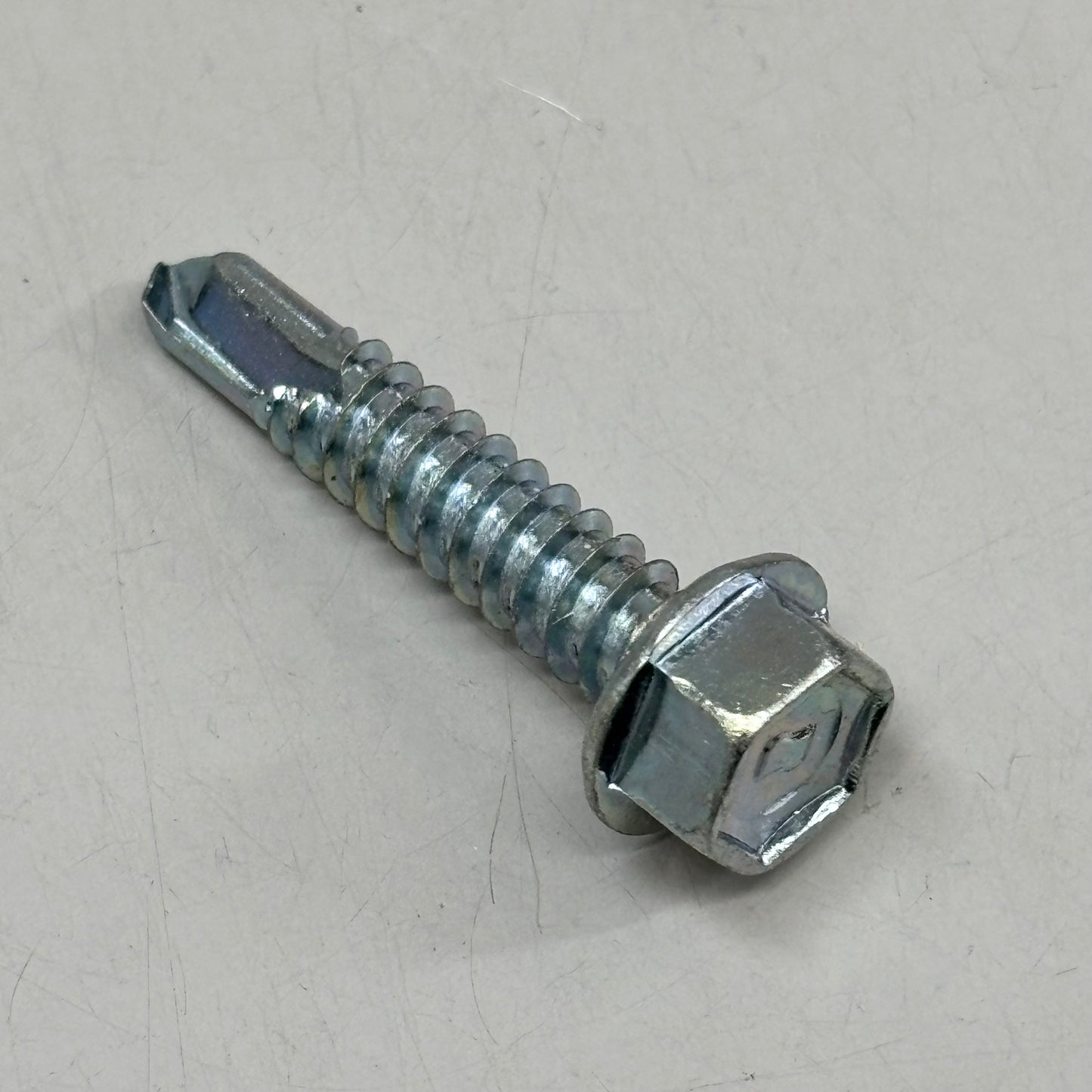 DEWALT (500 PK) Self-Drilling Screws 5/8"Hex Washer 1/4"-14x1-1/4" DFSEDB955-050