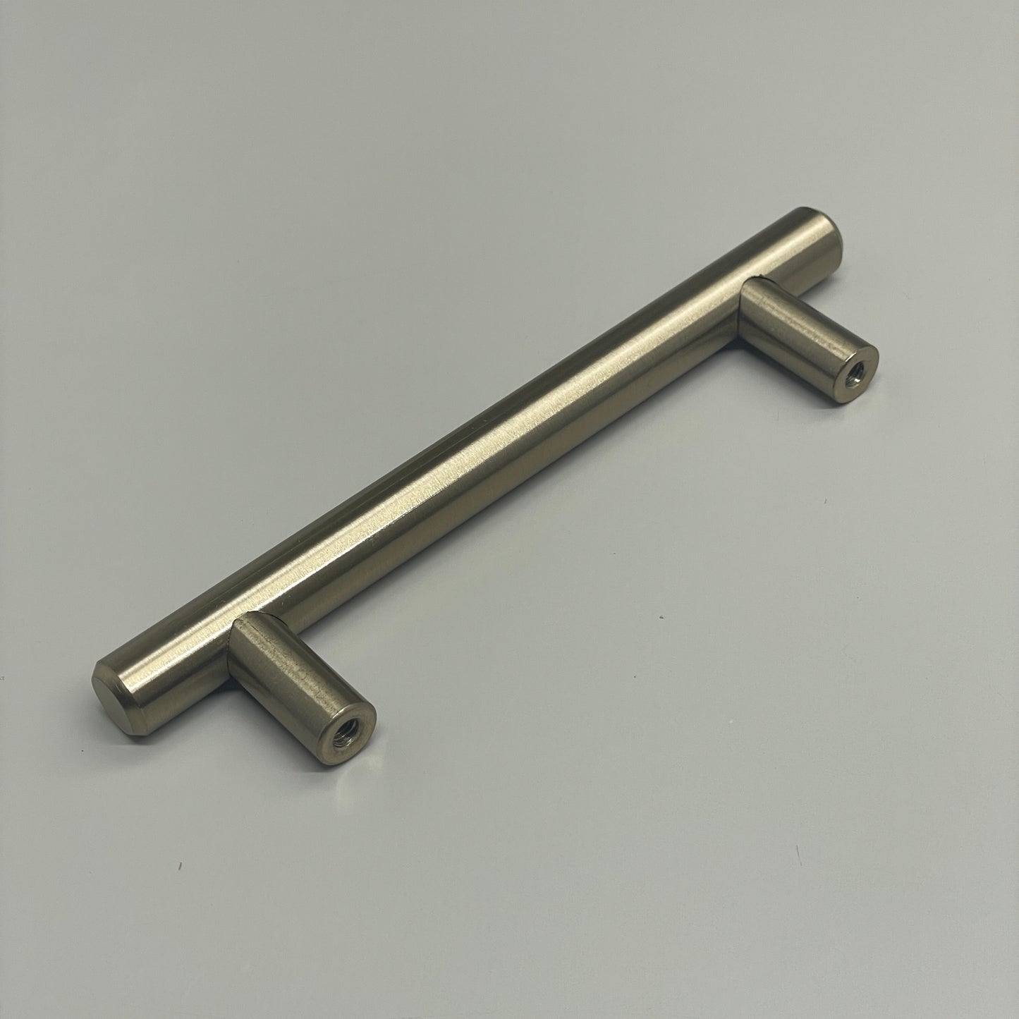 BERENSON (5 PK) Transitional Advantage Two Champagne T-Bar Pull 9541-20CZ-P