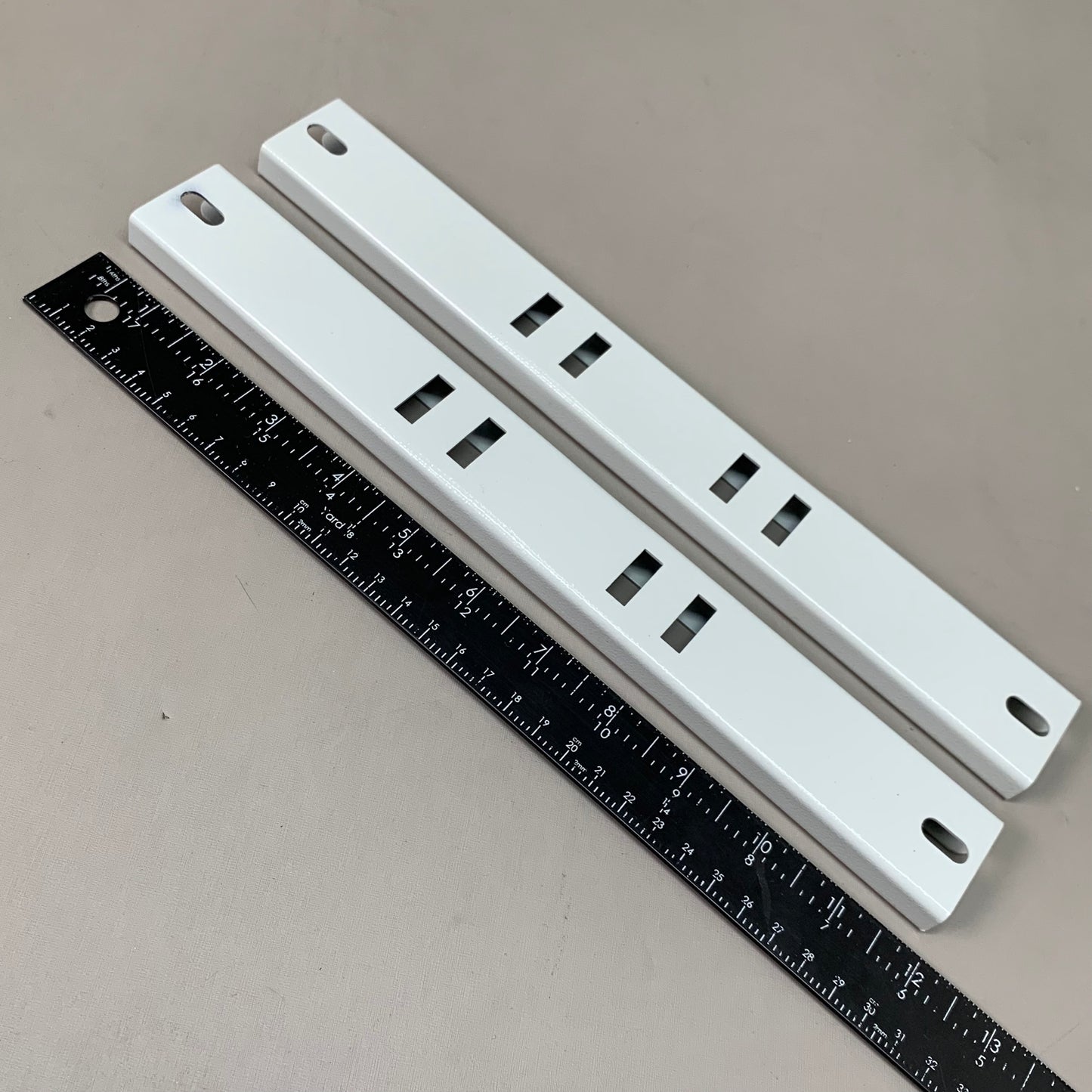 VEVOR RV Power Outlet Box Triplex Outlet Indoor/Outdoor 13.5