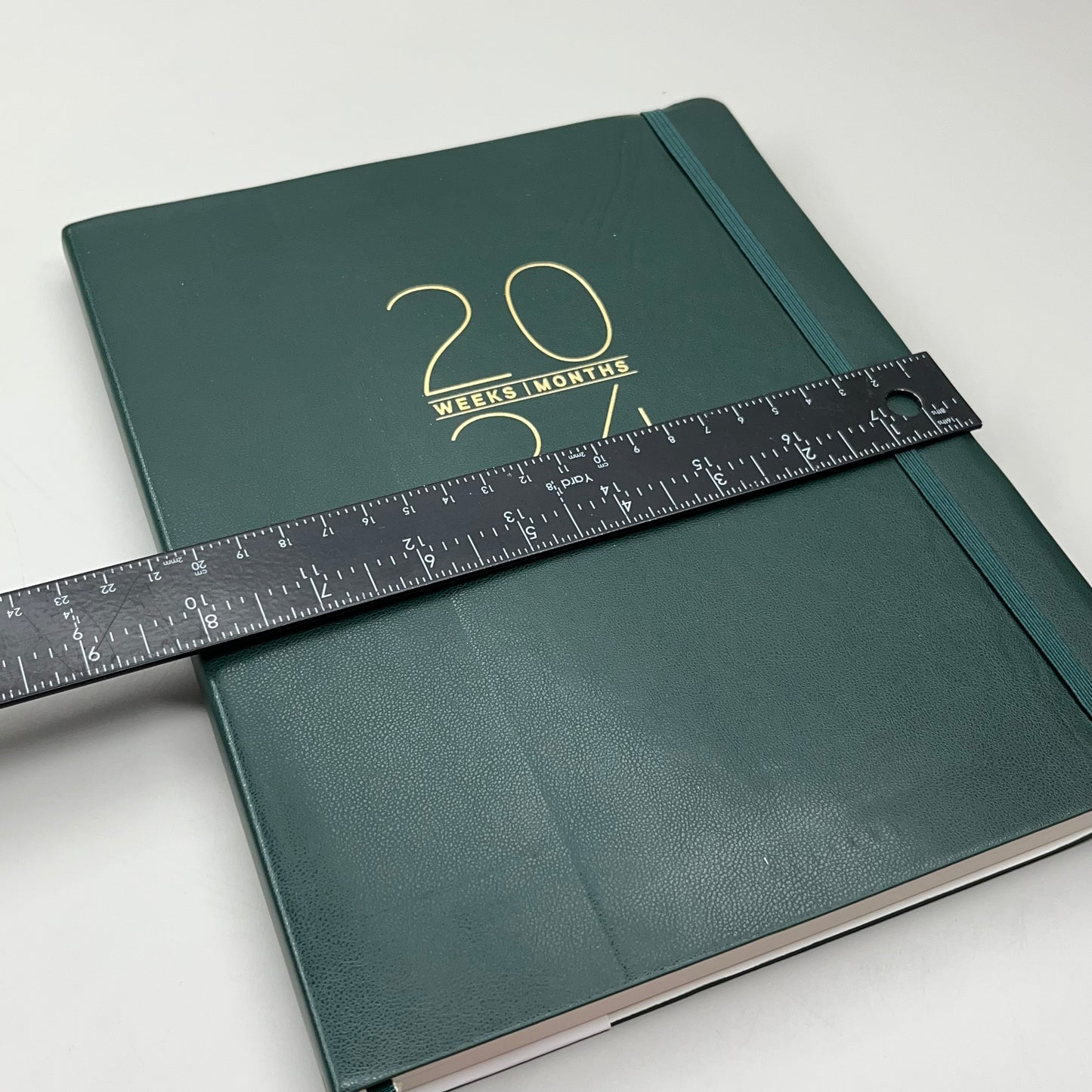 GRAPHIQUE Apollo Vegan Leather 2024 Planner Journal 18 Months 8"x10" Green PU802424