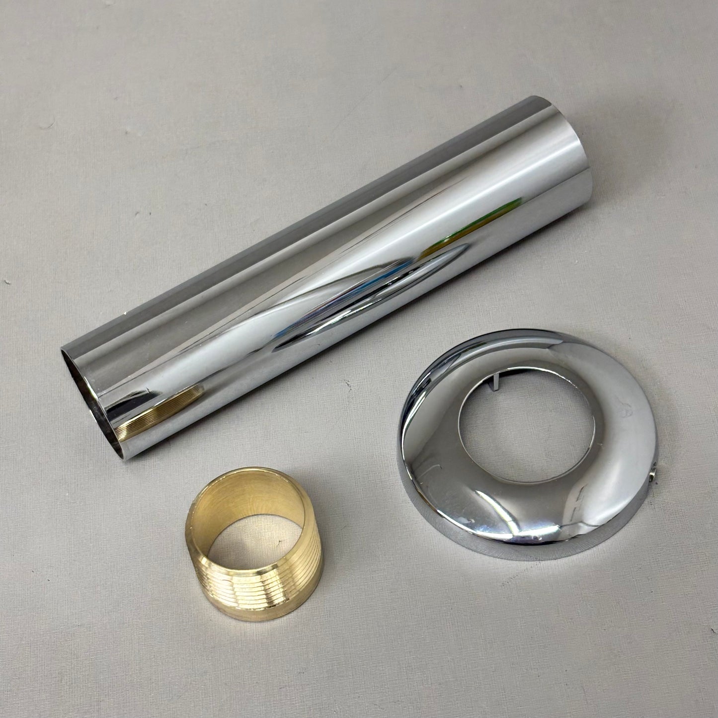 ZA@ SLOAN Royal 111 Exposed Manual Flush Valve Top Spud 1.6gpf Chrome 3010000 As-is