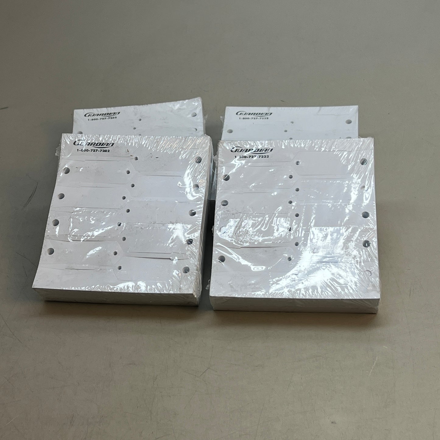 GARDIAN Plastic Tags White