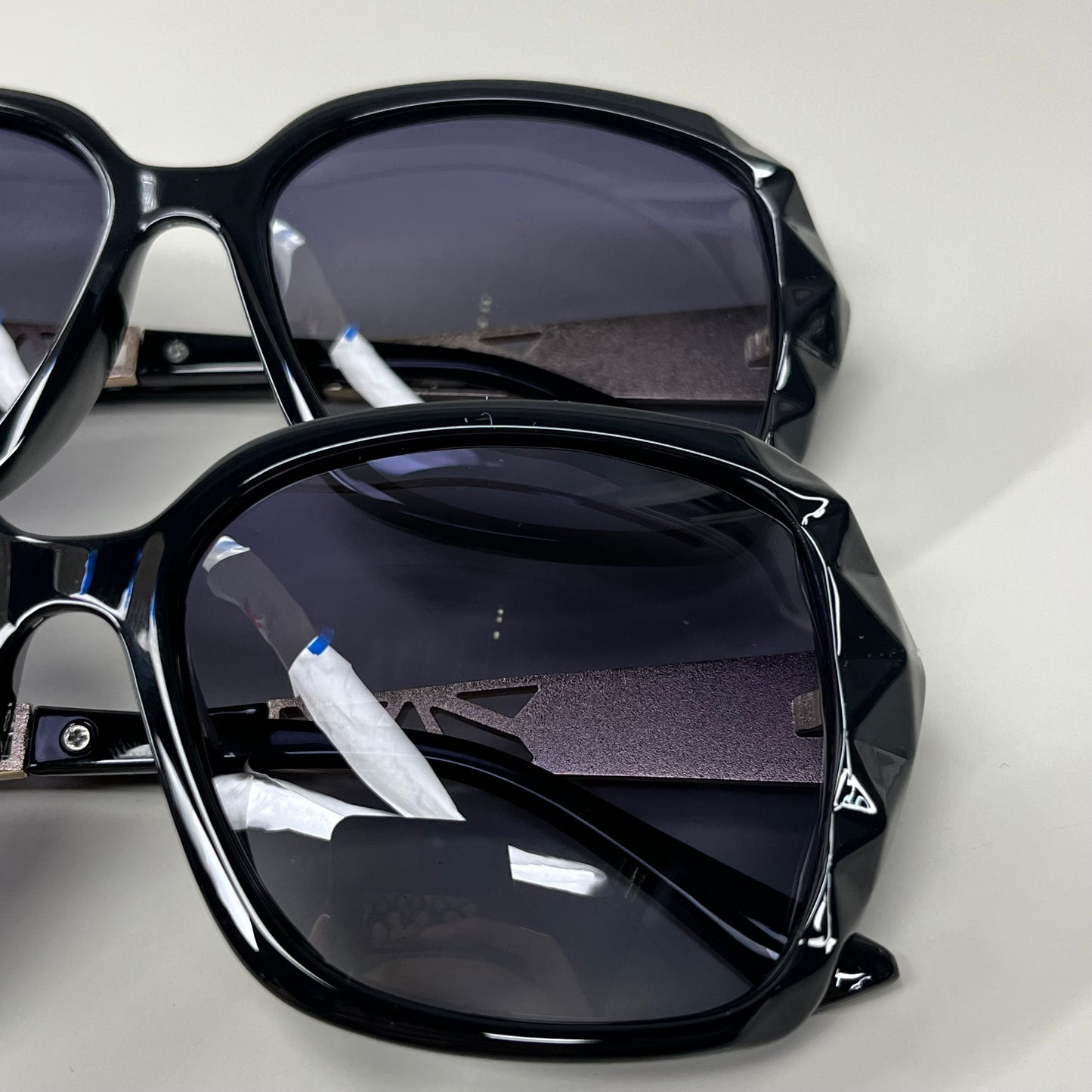 FEISEDY 2-PACK! Polarized Women Square Sunglasses Sparkling Composite Shiny Frame B2289 (New)