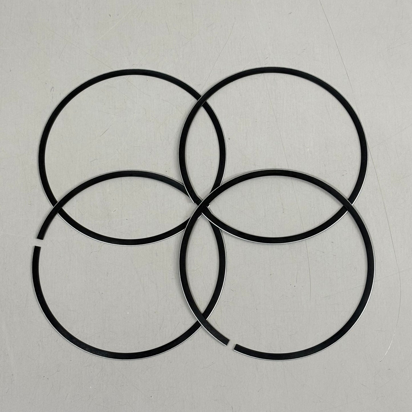 HASTINGS (SET OF 4) Piston Rings For Ford Car Capri 1969-77 3L 2 cyl. 6791 020