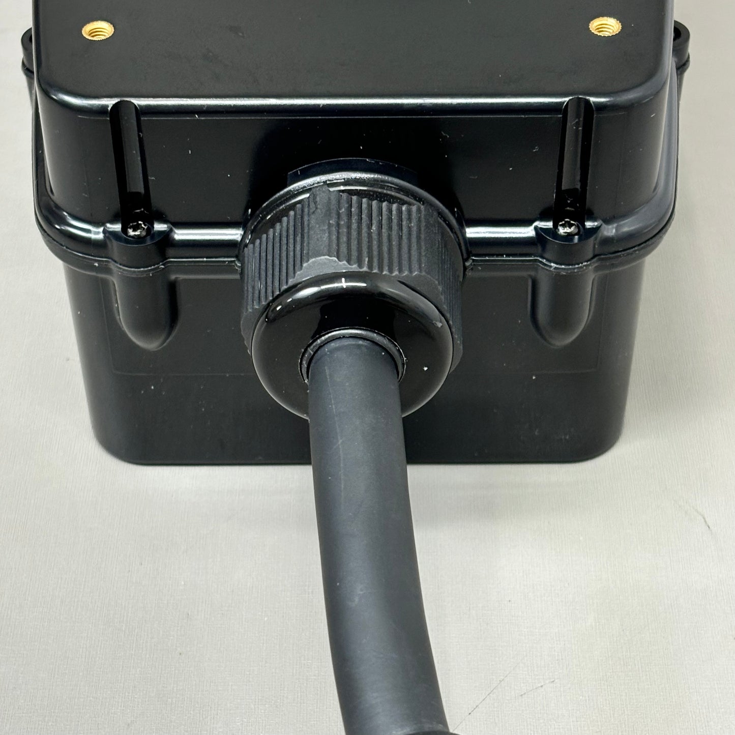 HUGHES AUTOFORMERS Power Watch Dog Smart RV Surge Protector 30 AMP 31" PED30EPO