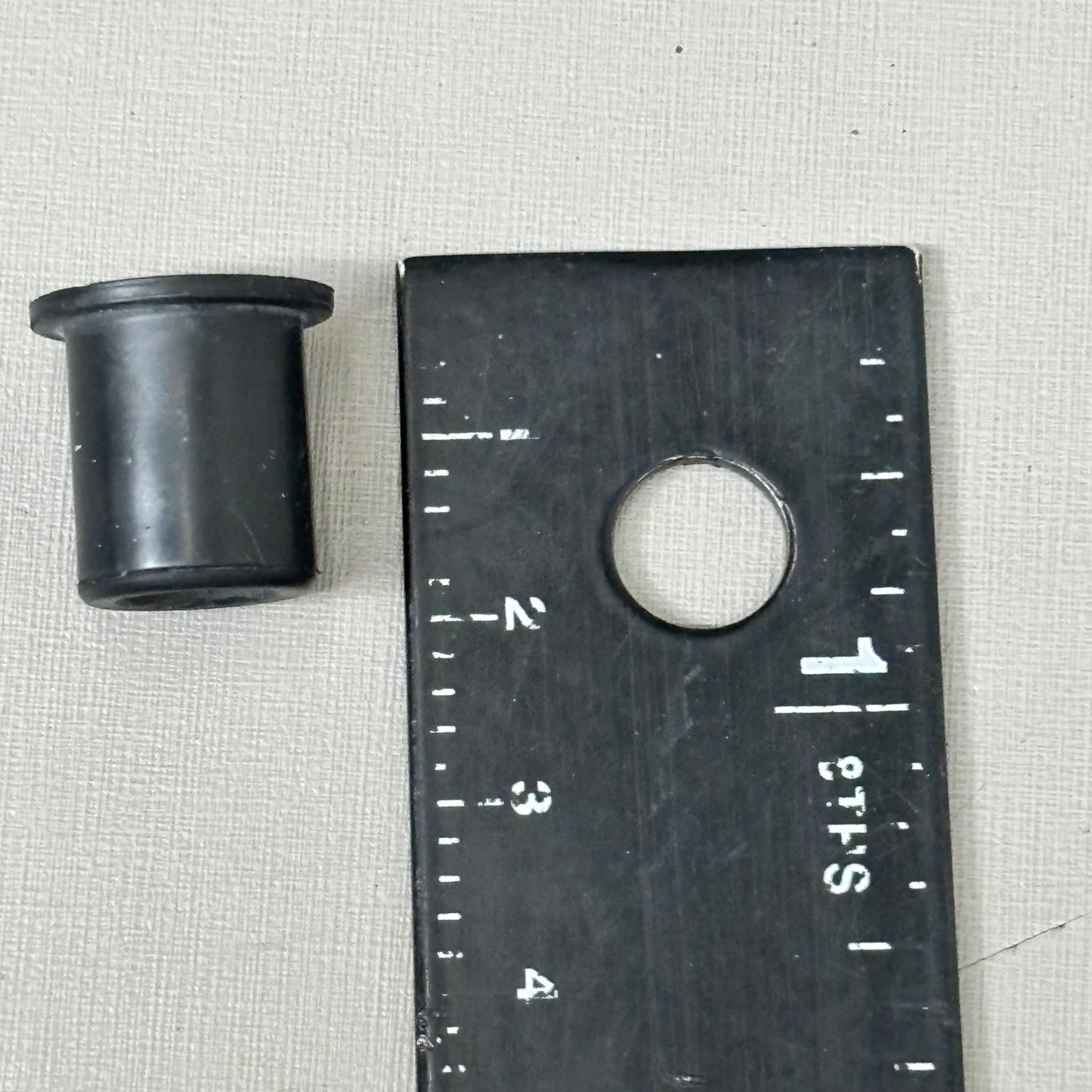 STANLEY (10 PACK) Engineered Fasting Well Nut 1-4-20 0.630 L Rubber 347102-388