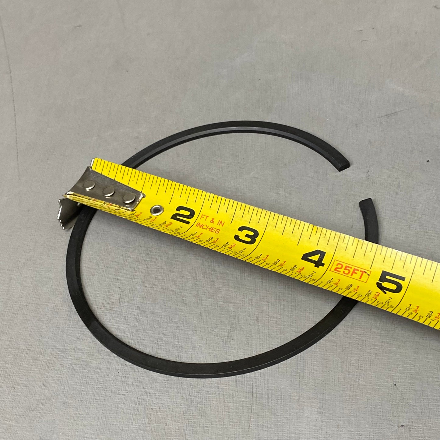 MAHLE Cummins Piston W/Rings Replacement For Ram 225-3732