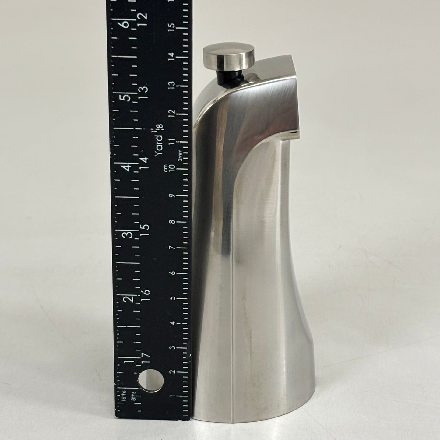 BRASSCRAFT Quikspout Diverter Mixet Tub Faucet for 1/2" Nom Satin Nickel SWD0451