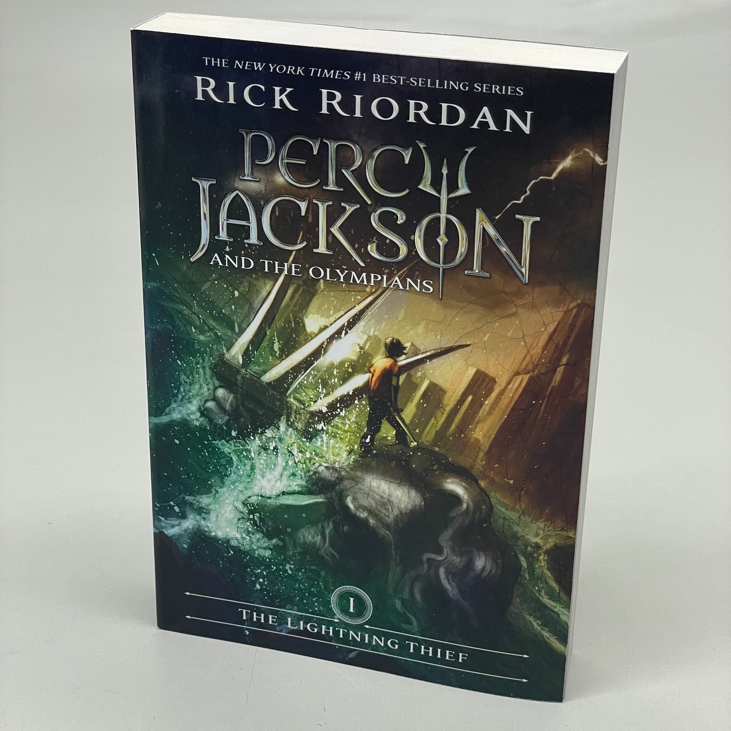THE LIGHTNING THIEF: Percy Jackson & the Olympians (2 Books) Paperback By Rick Riordan