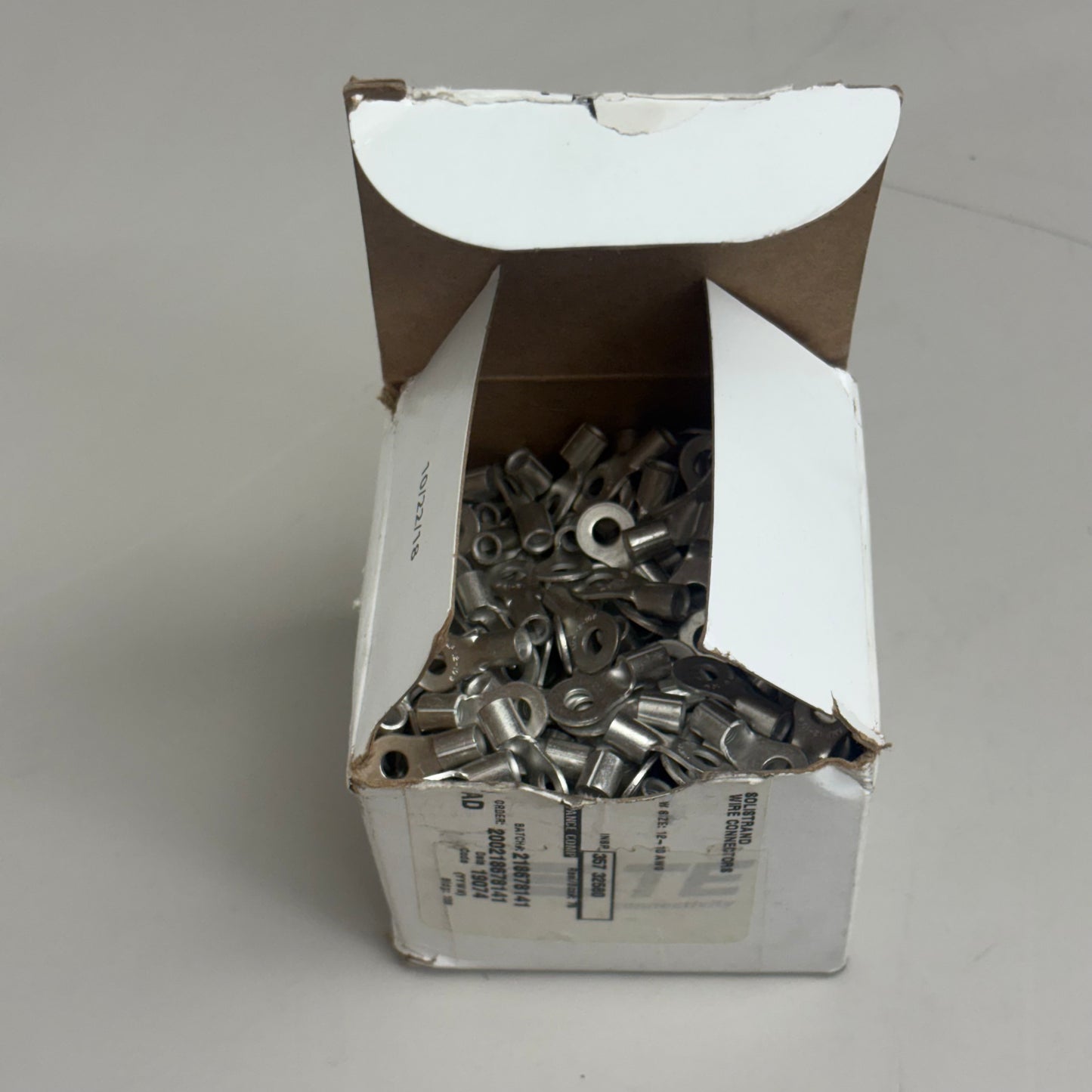 (500 PACK) TE Connectivity AMP Connecters 32994 Silver Hardware