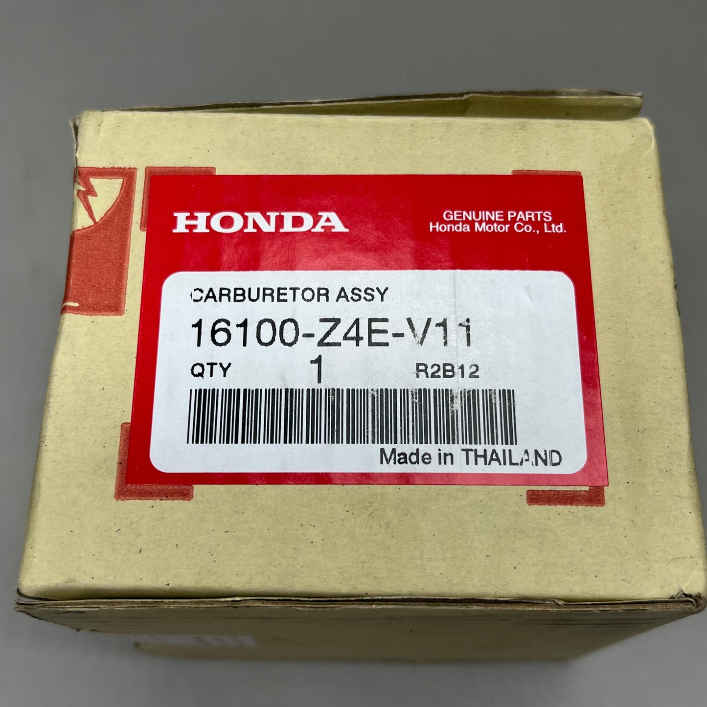 HONDA Genuine Parts Carburetor Assy. BF34D A 16100-Z4E-V11 OEM (New)