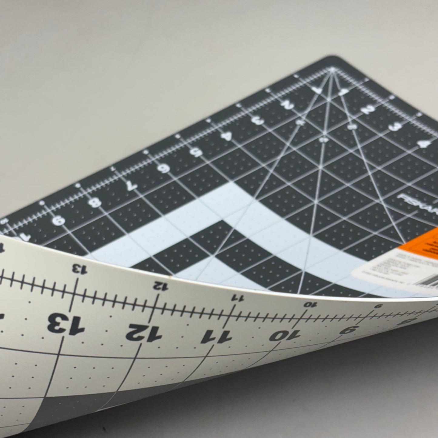 FISKARS (3 PACK) 12 x 18in Double Sided Cutting Mat