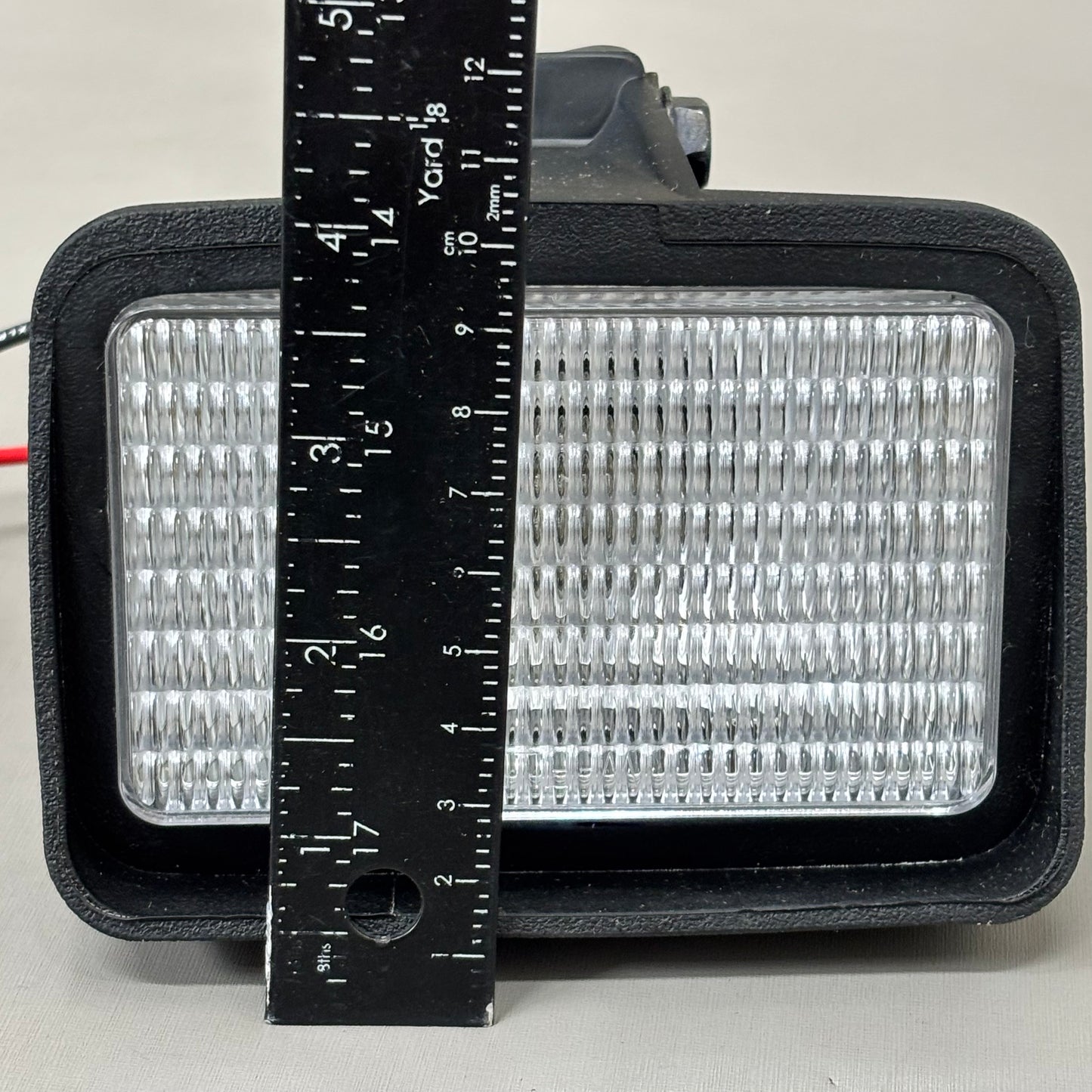 MANITOU GROUP PARTS Work Light for Construction/Warehouse Vehicles GHL L70040