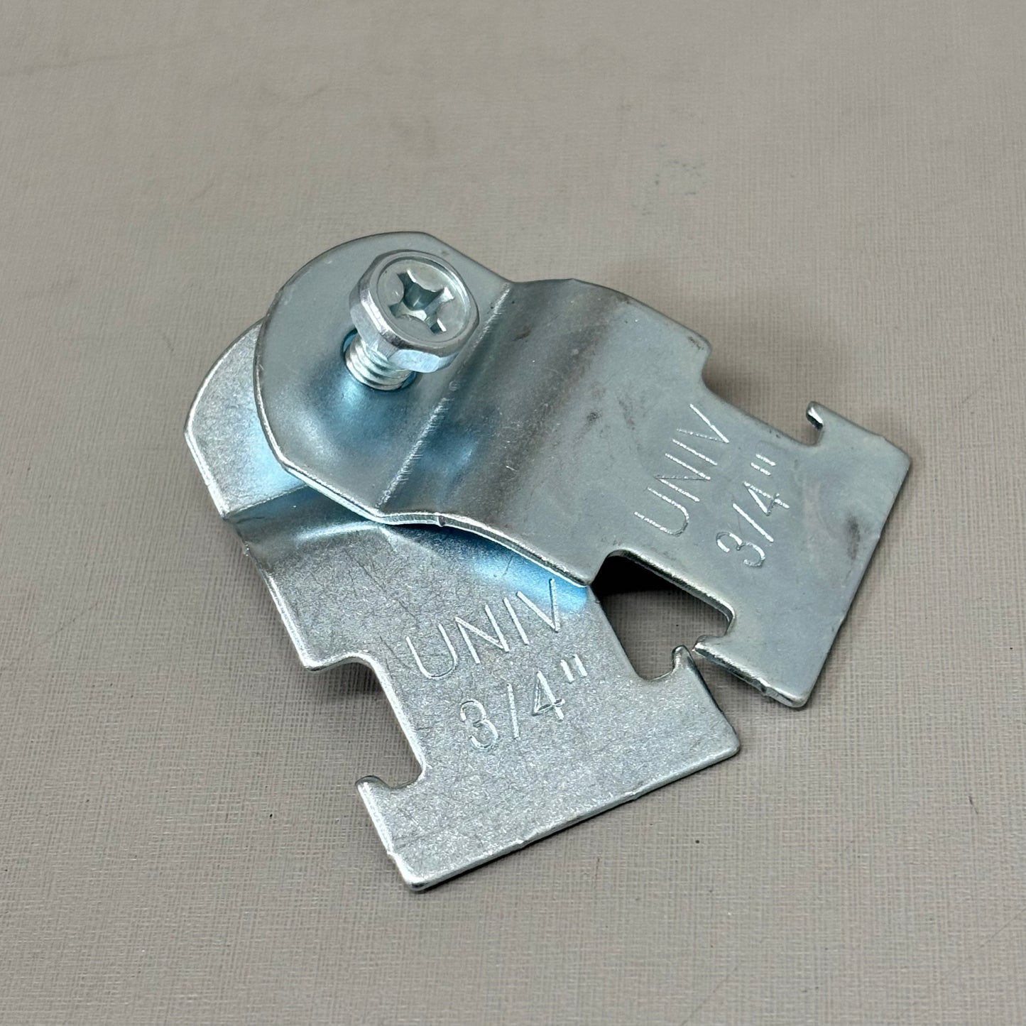 CENTAUR (100 PACK)Universal Durable Pipe Clamp WI UPC3/4 3/4" Chrome UNIV-A-PLTD