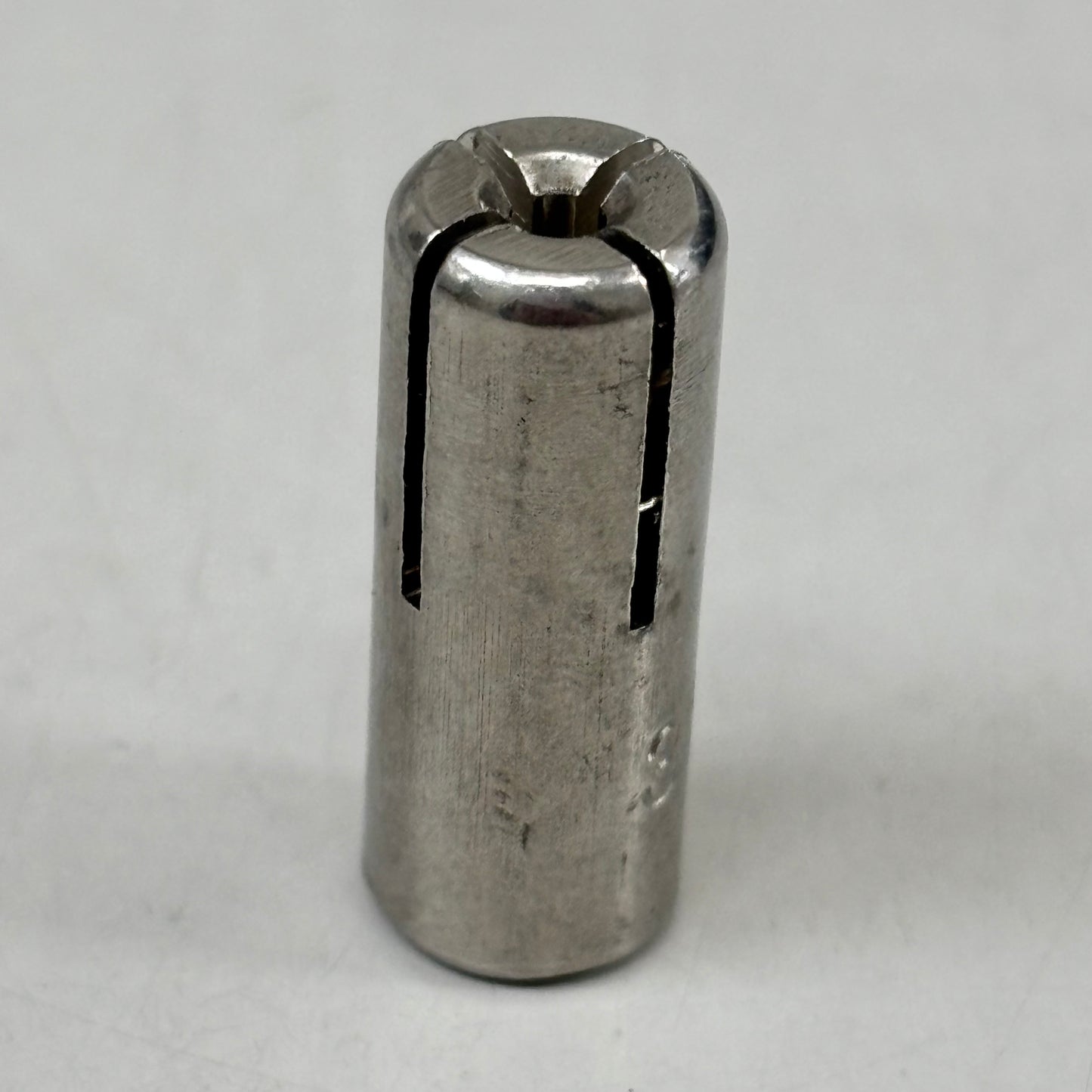 DEWALT (100 PACK) Steel Dropin Type 316 Stainless Steel 1/4" 06224-PWR