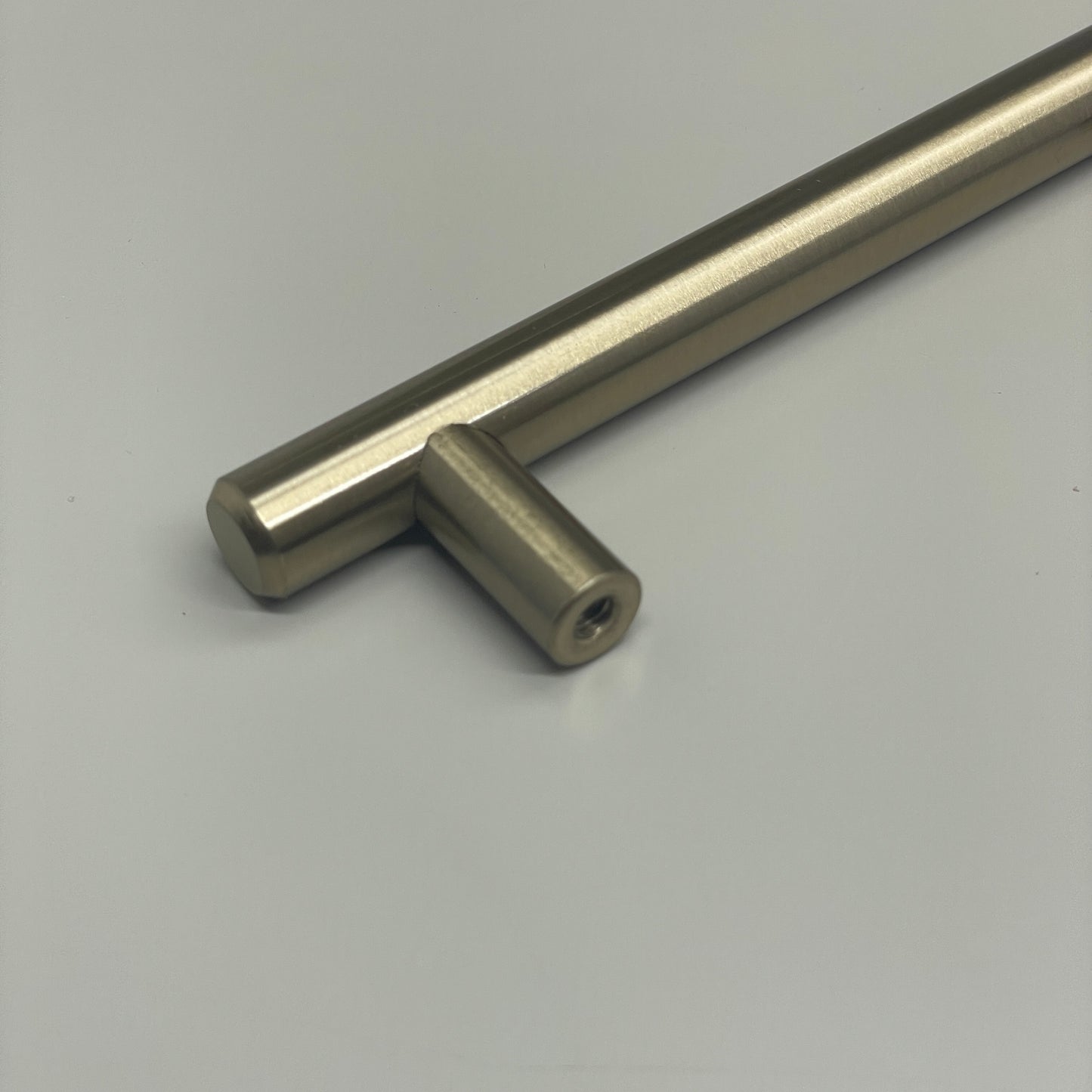 BERENSON (10 PK) Transitional Advantage Two Champagne T-Bar Pull 9541-20CZ-P