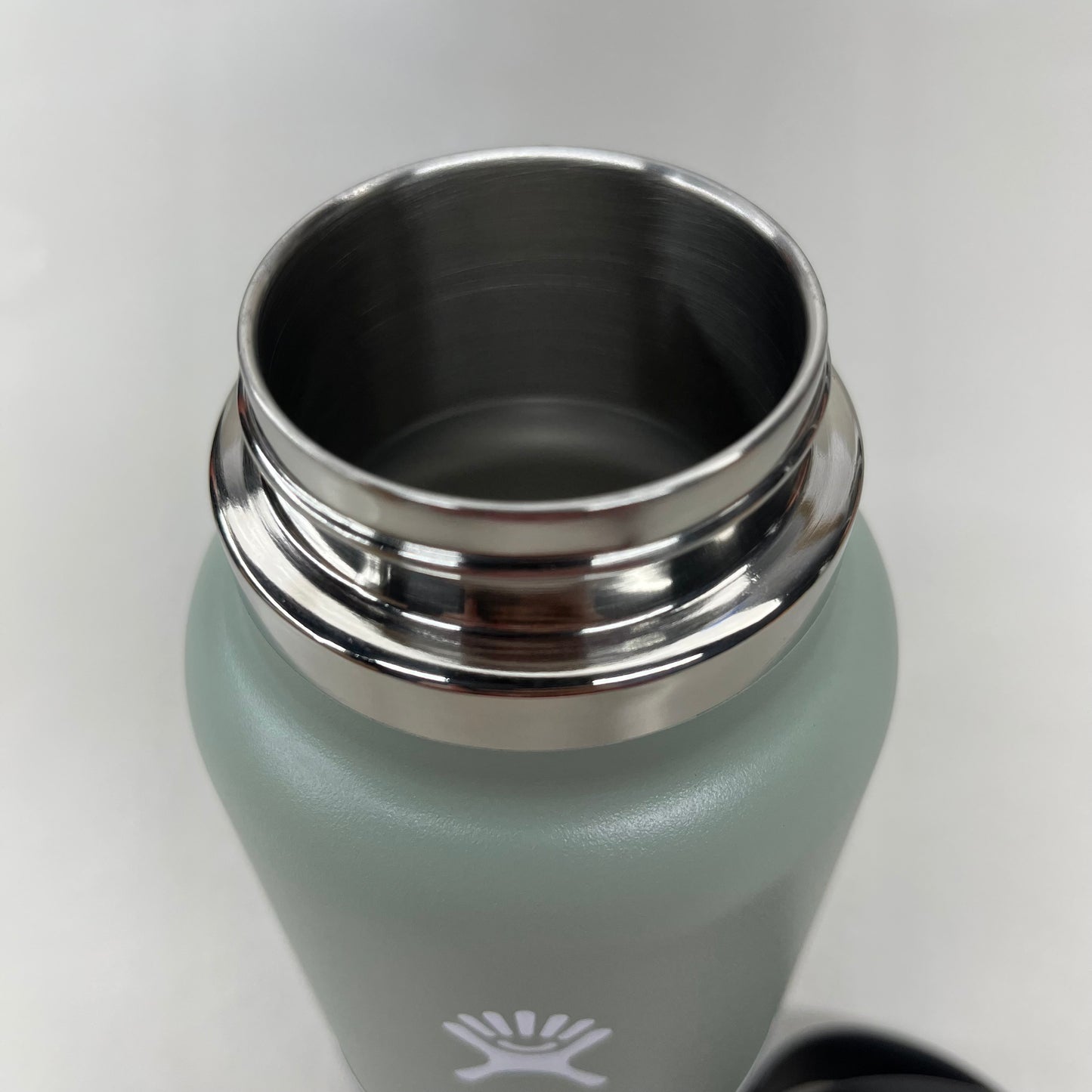 HYDROFLASK Wide Mouth Flex Cap Pro-Grade Stainless Steel Agave 32 oz W32BTS374