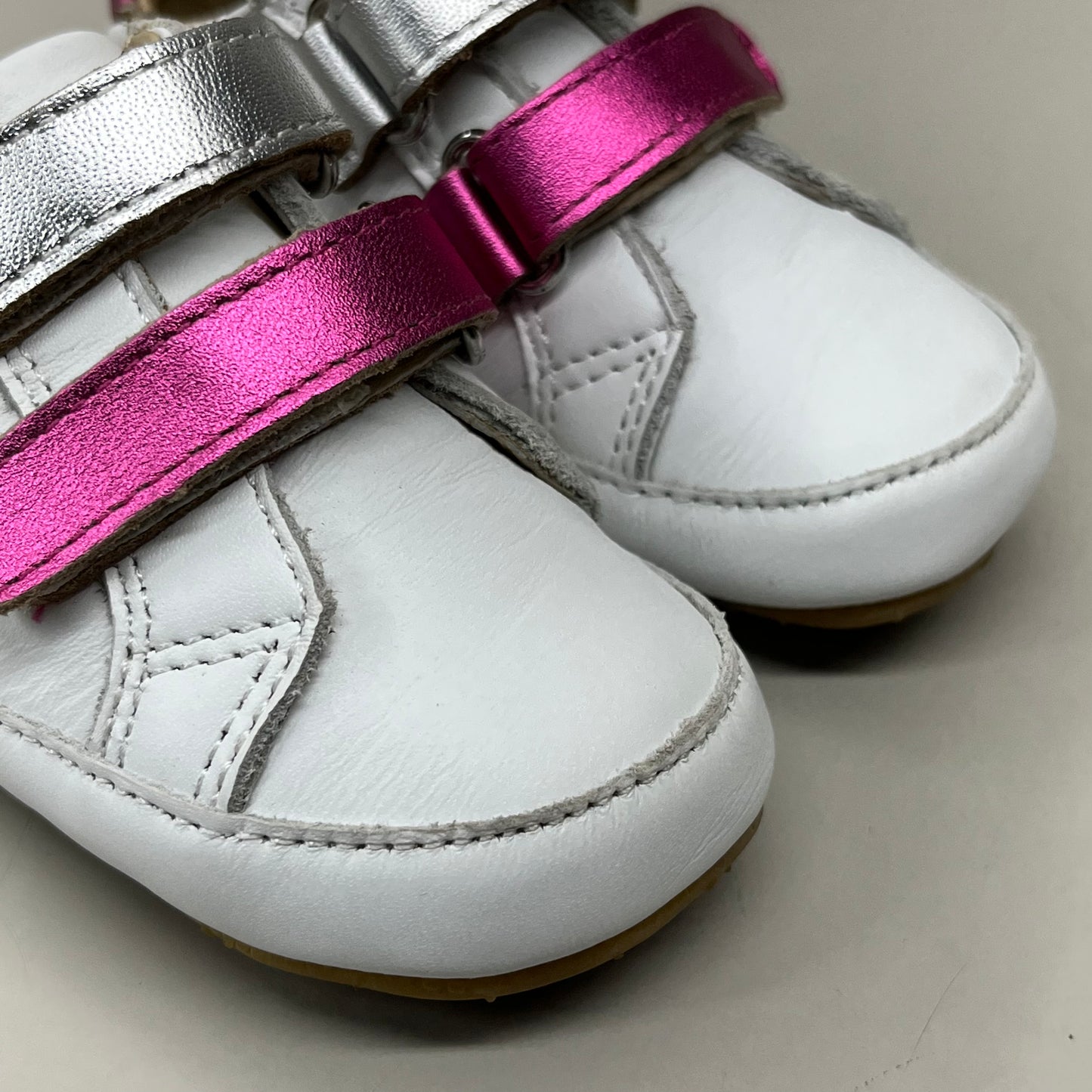 OLD SOLES Baby 2 Straps Leather Shoe Sz 4 EU 20 Snow/Fuchsia Foil/Silver #0060R