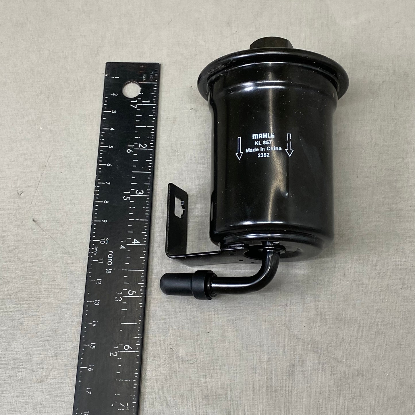 MAHLE Fuel Filter For Toyota & Lexus  Black KL857 (As-is (See Images))