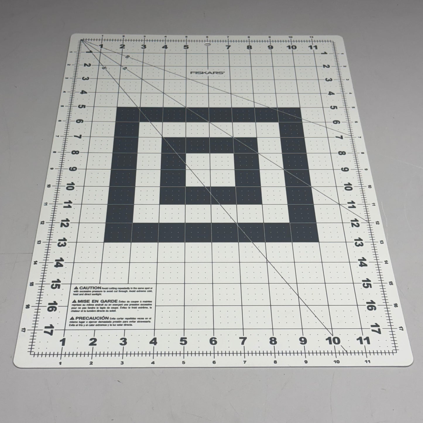 FISKARS (3 PACK) 12 x 18in Double Sided Cutting Mat