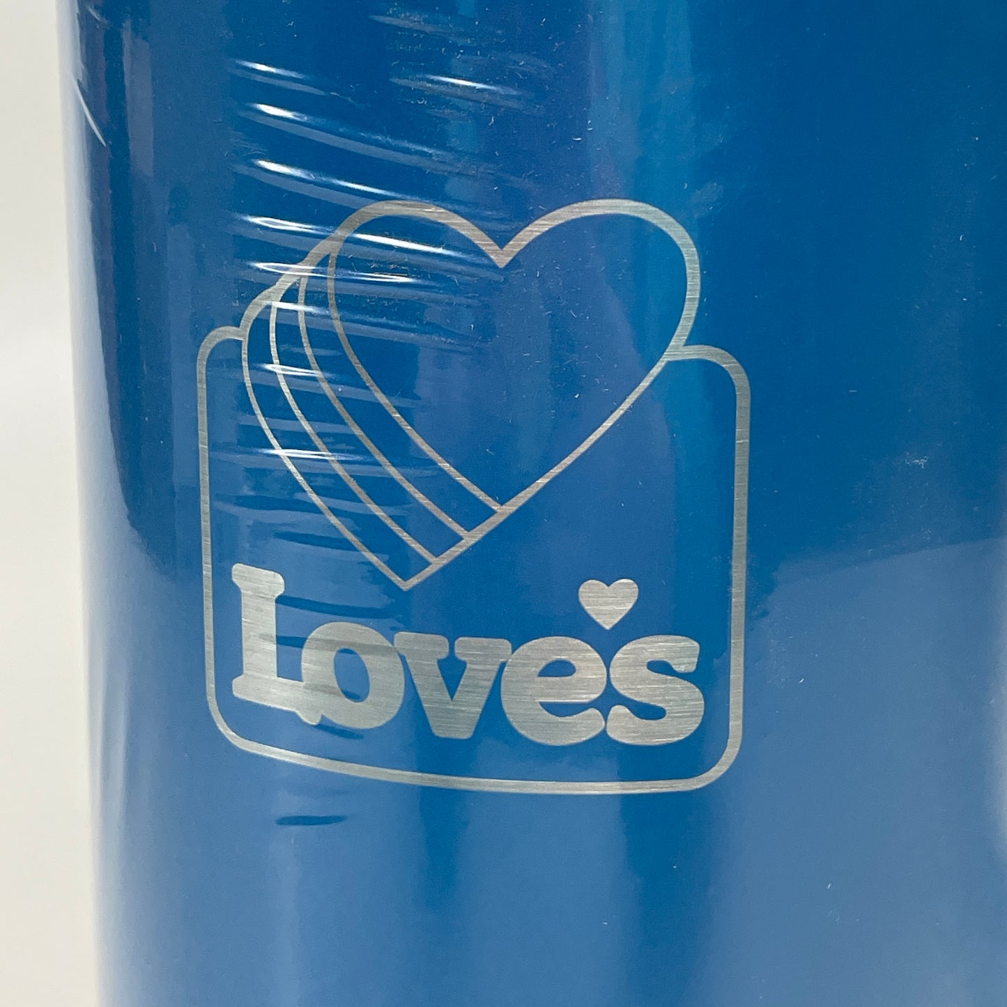EASYGO DRINKWARE Love's Lake Vacuum Insulated Stainless Steel Mug 40oz Blue LKM-40