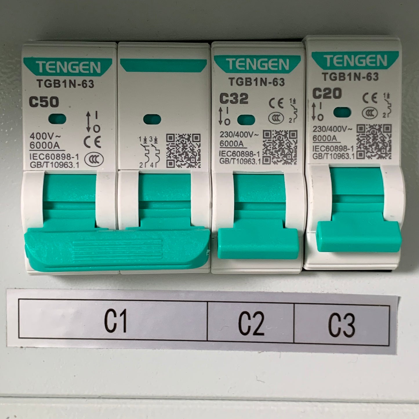 VEVOR RV Power Outlet Box Triplex Outlet Indoor/Outdoor 13.5