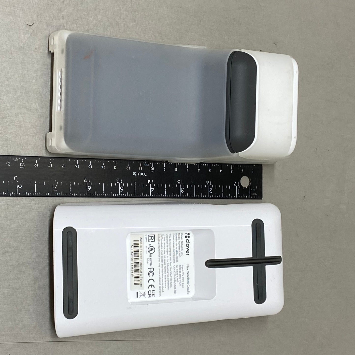 CLOVER FLEX  POS System/ Mobile Card Swiper For Retail,Restaurants Etc!  7.75"x3.25"x2" White (As-is (See Images))