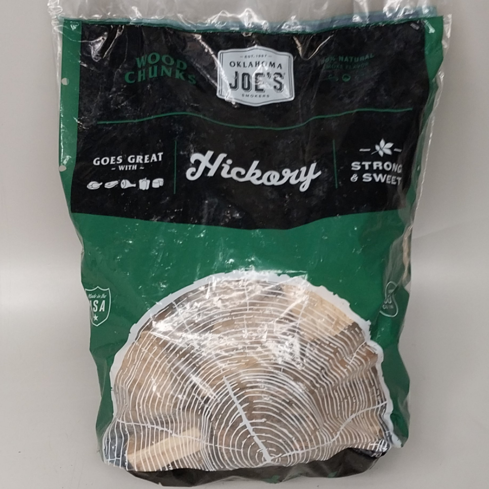 OKLAHOMA JOE'S All Natural Wood Chunks Hickory Smoking Chips 560 Cu In 8011466